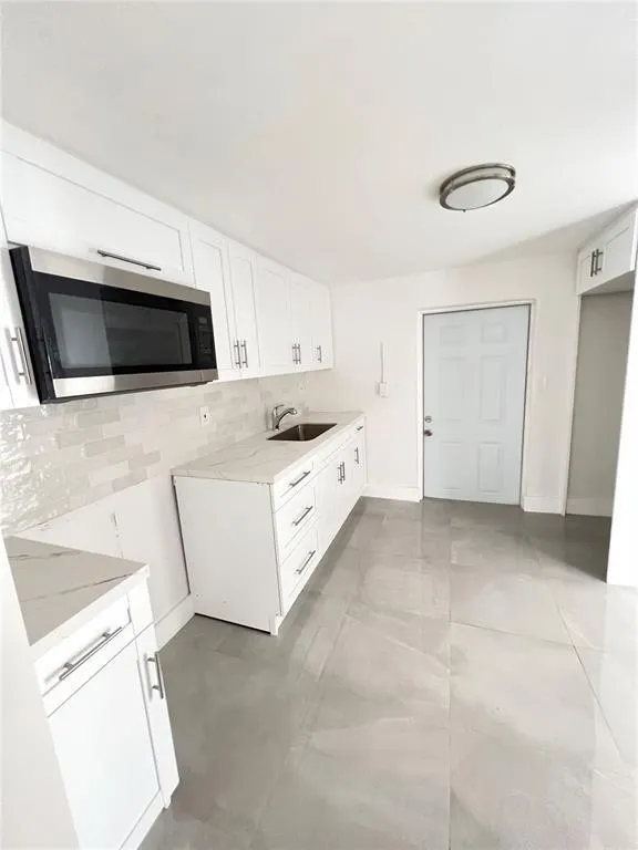 2340 NW 99th Ter