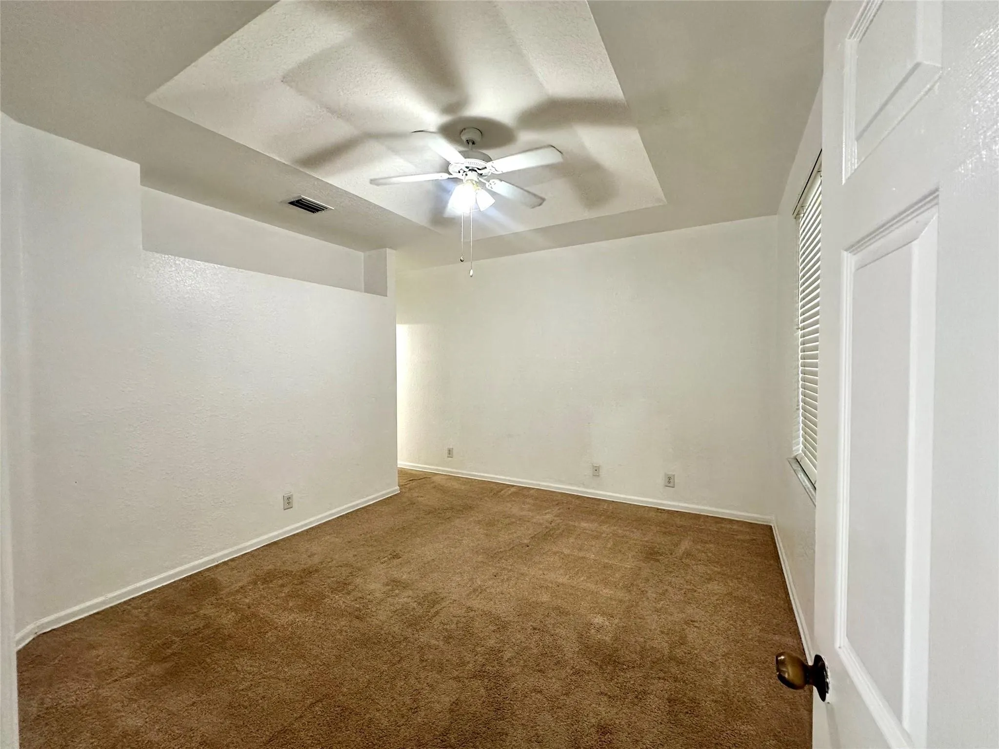 9049 NW 54th St