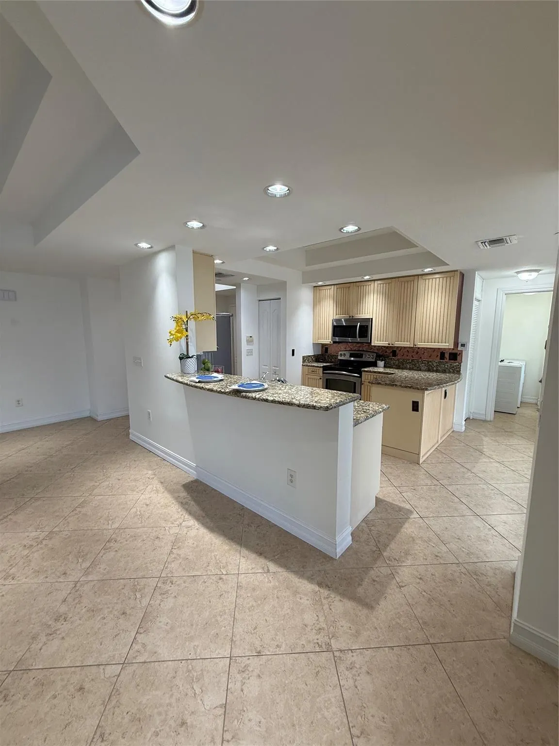 1395 S OCEAN BL, #503
