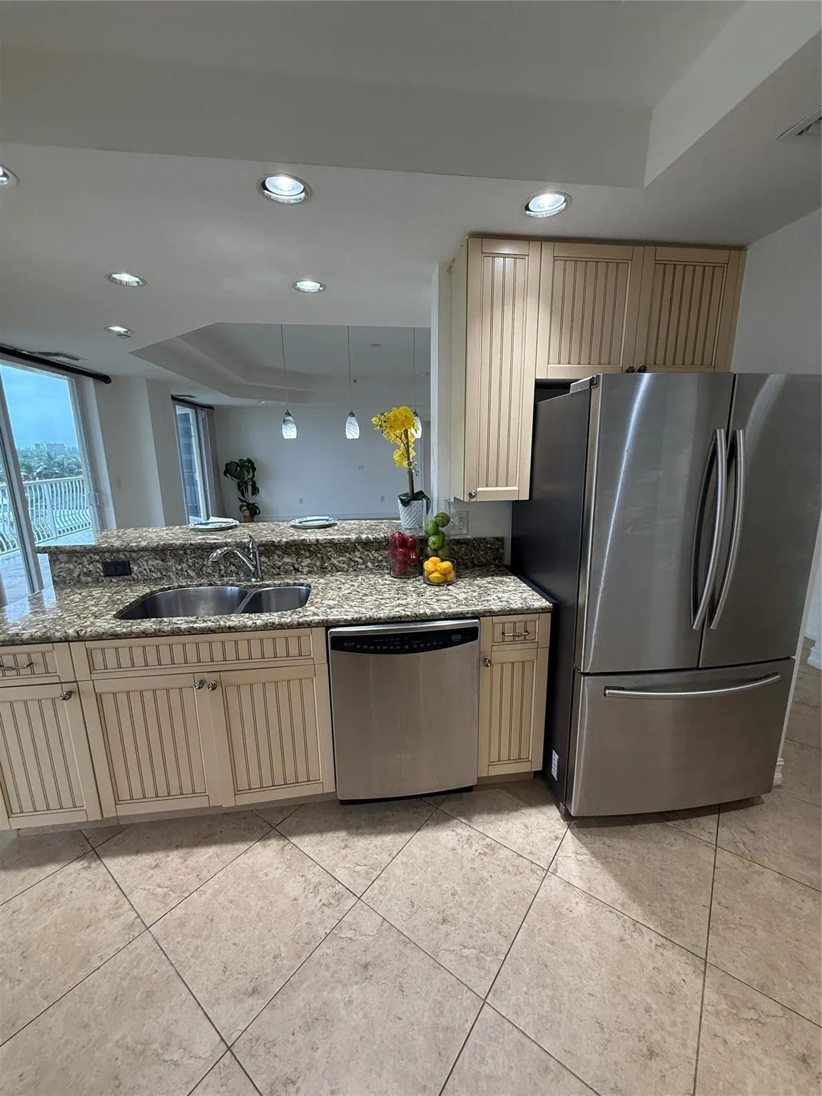 1395 S OCEAN BL, #503