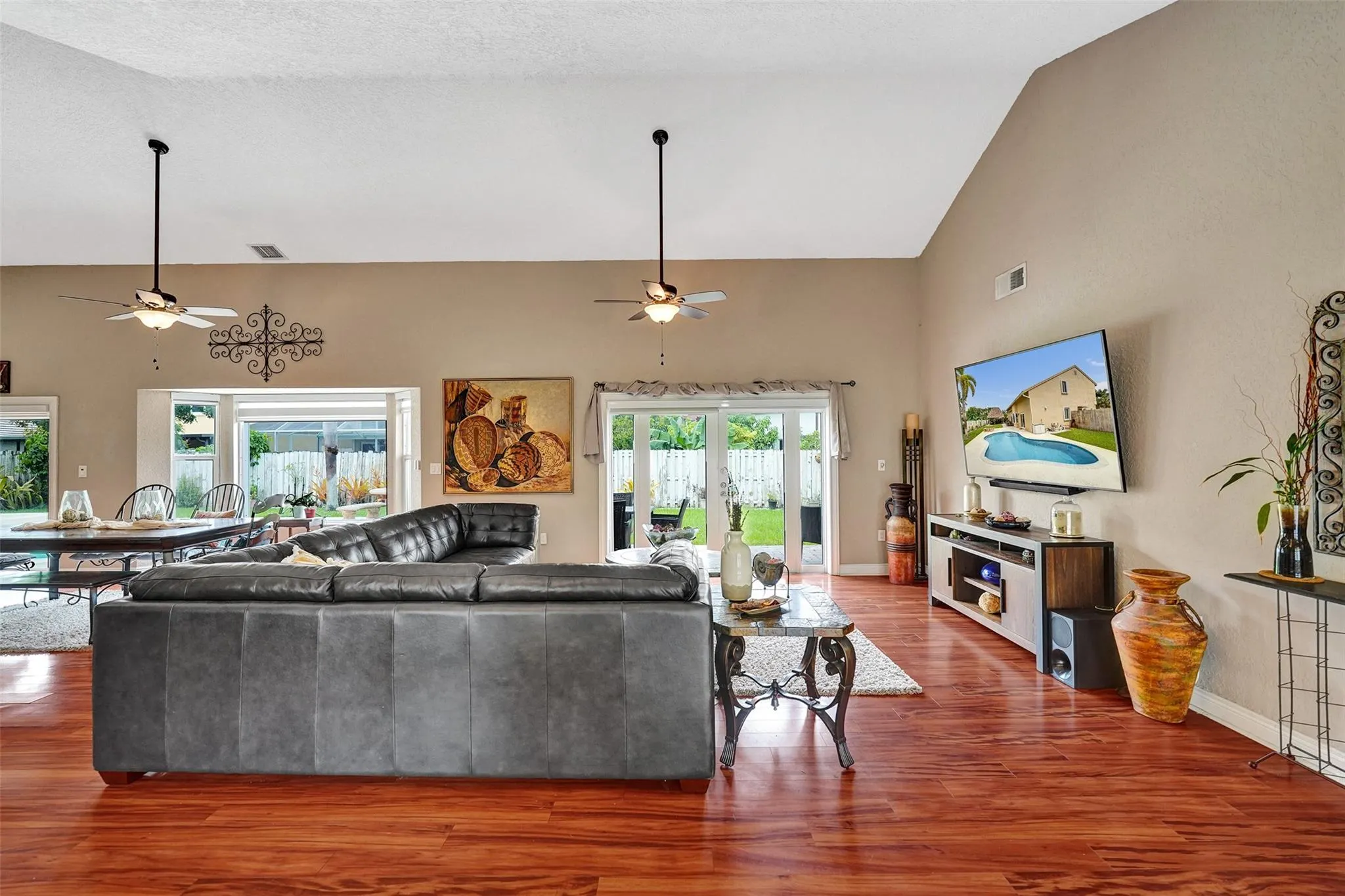 14580 Fairfax Pl