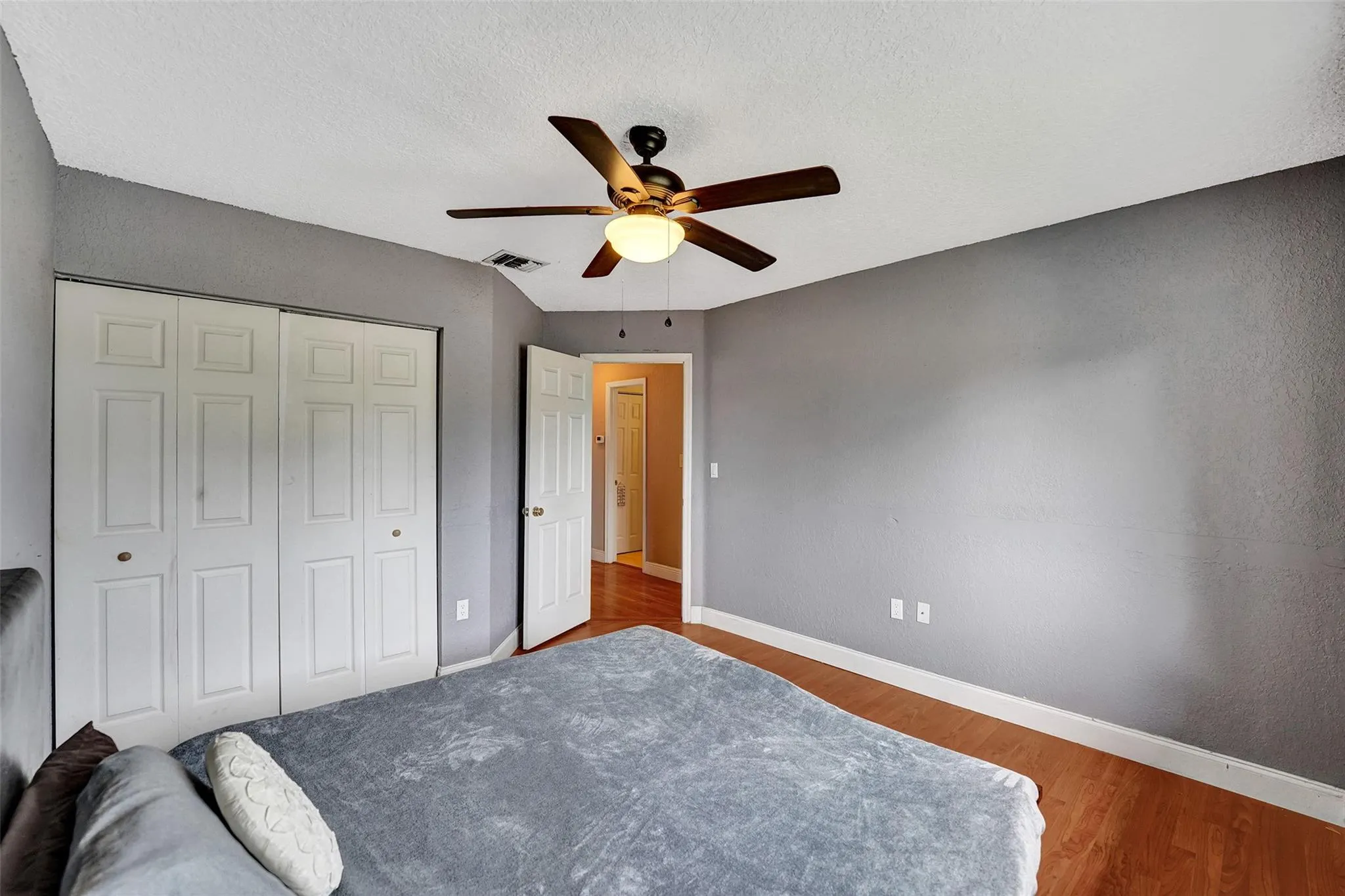 14580 Fairfax Pl