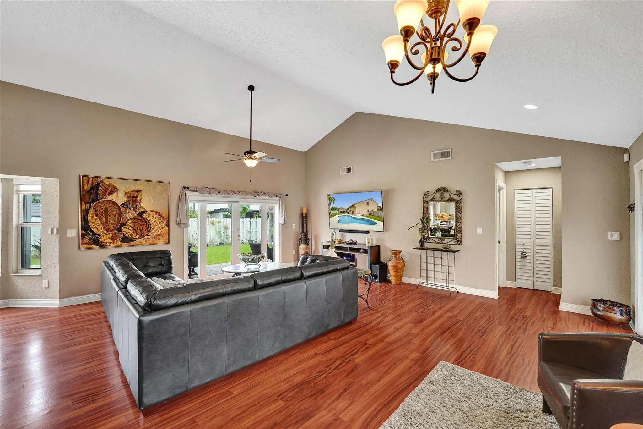14580 Fairfax Pl