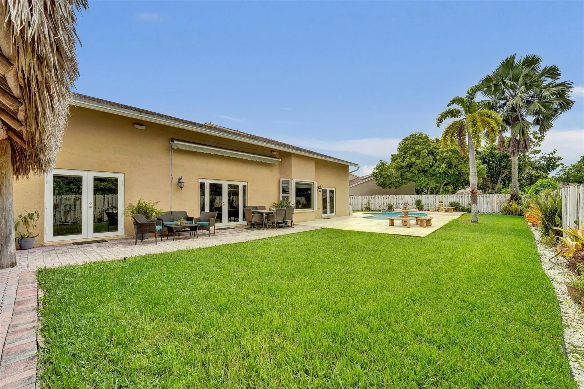 14580 Fairfax Pl
