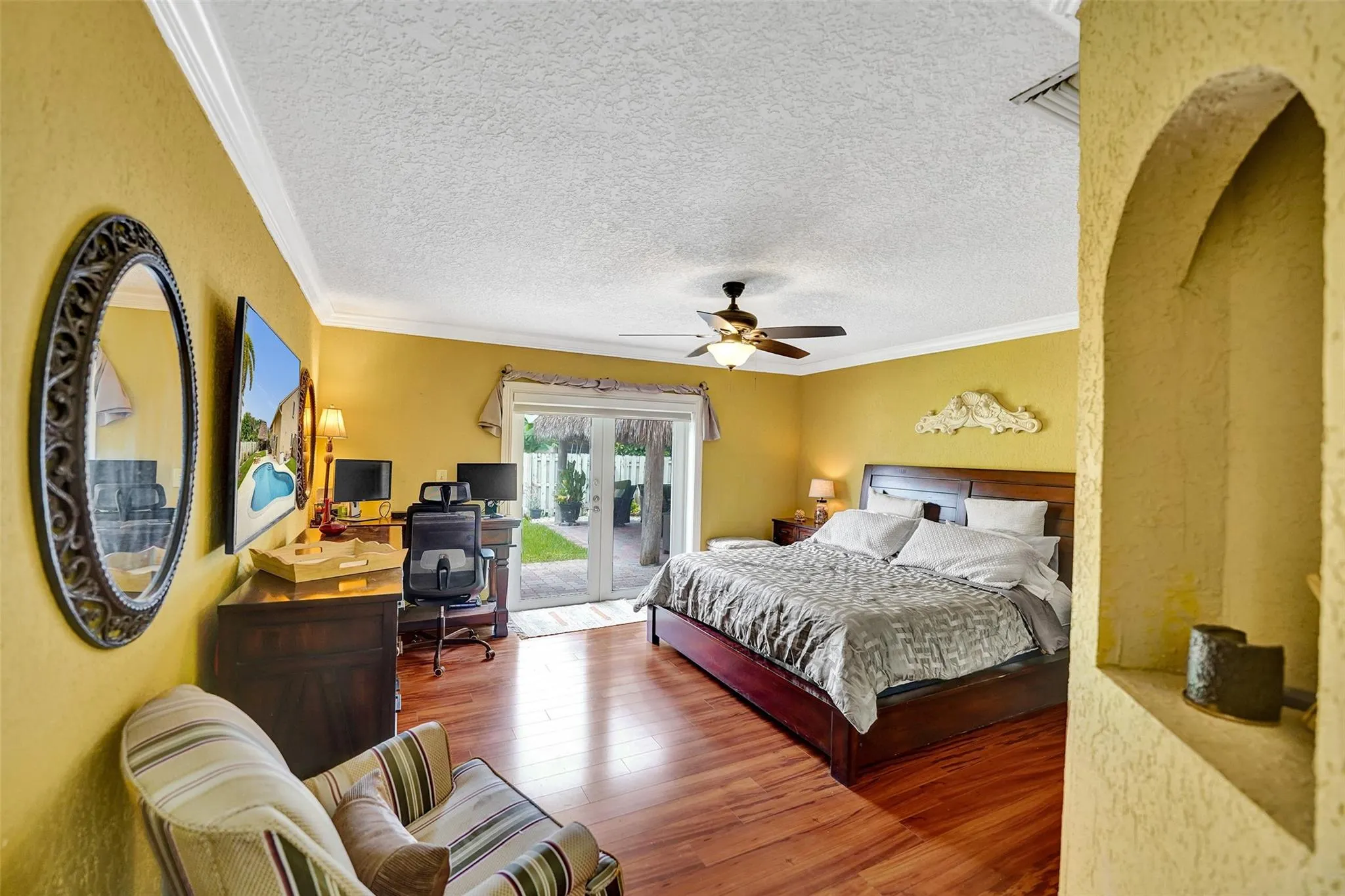 14580 Fairfax Pl