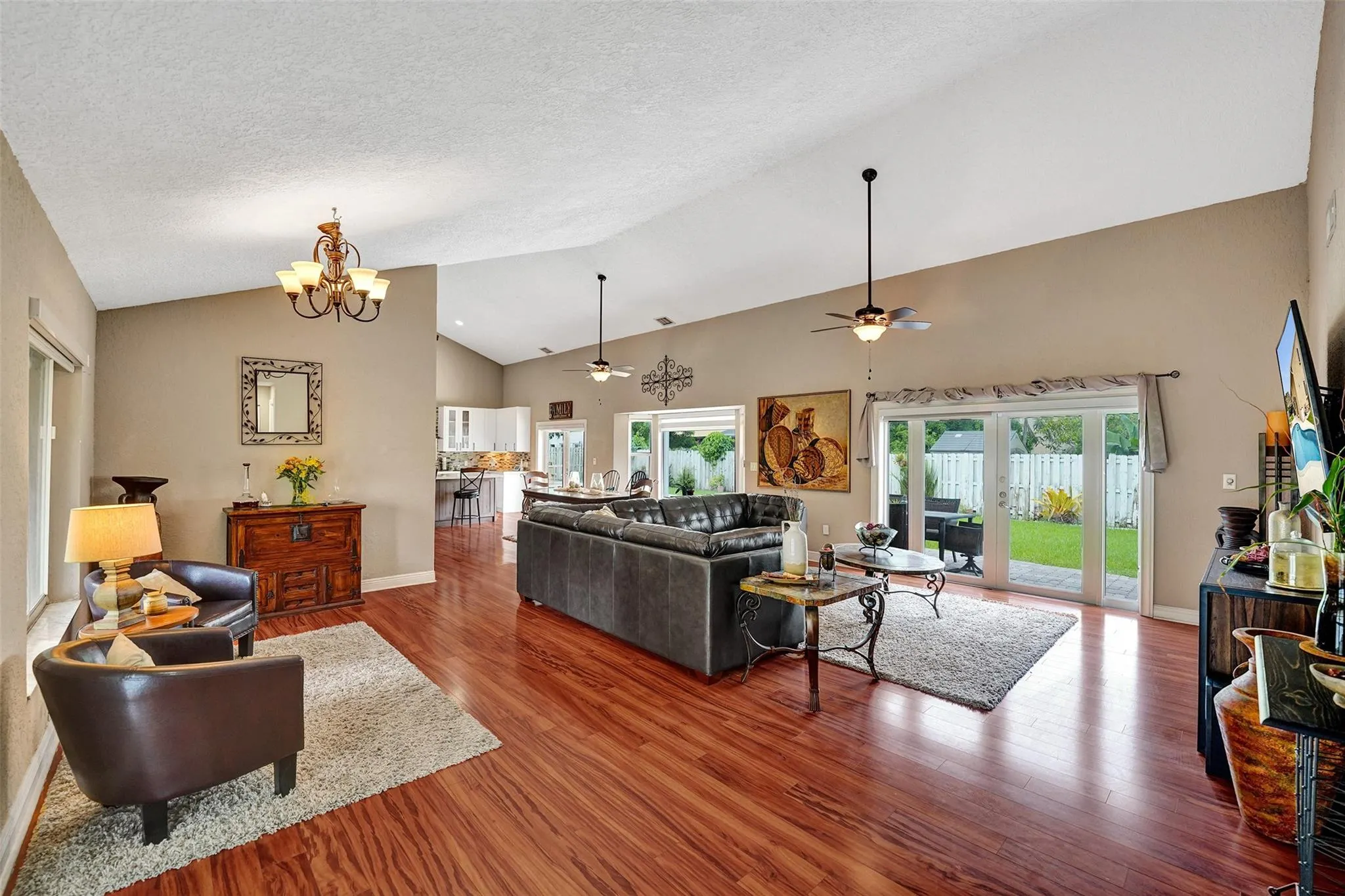 14580 Fairfax Pl