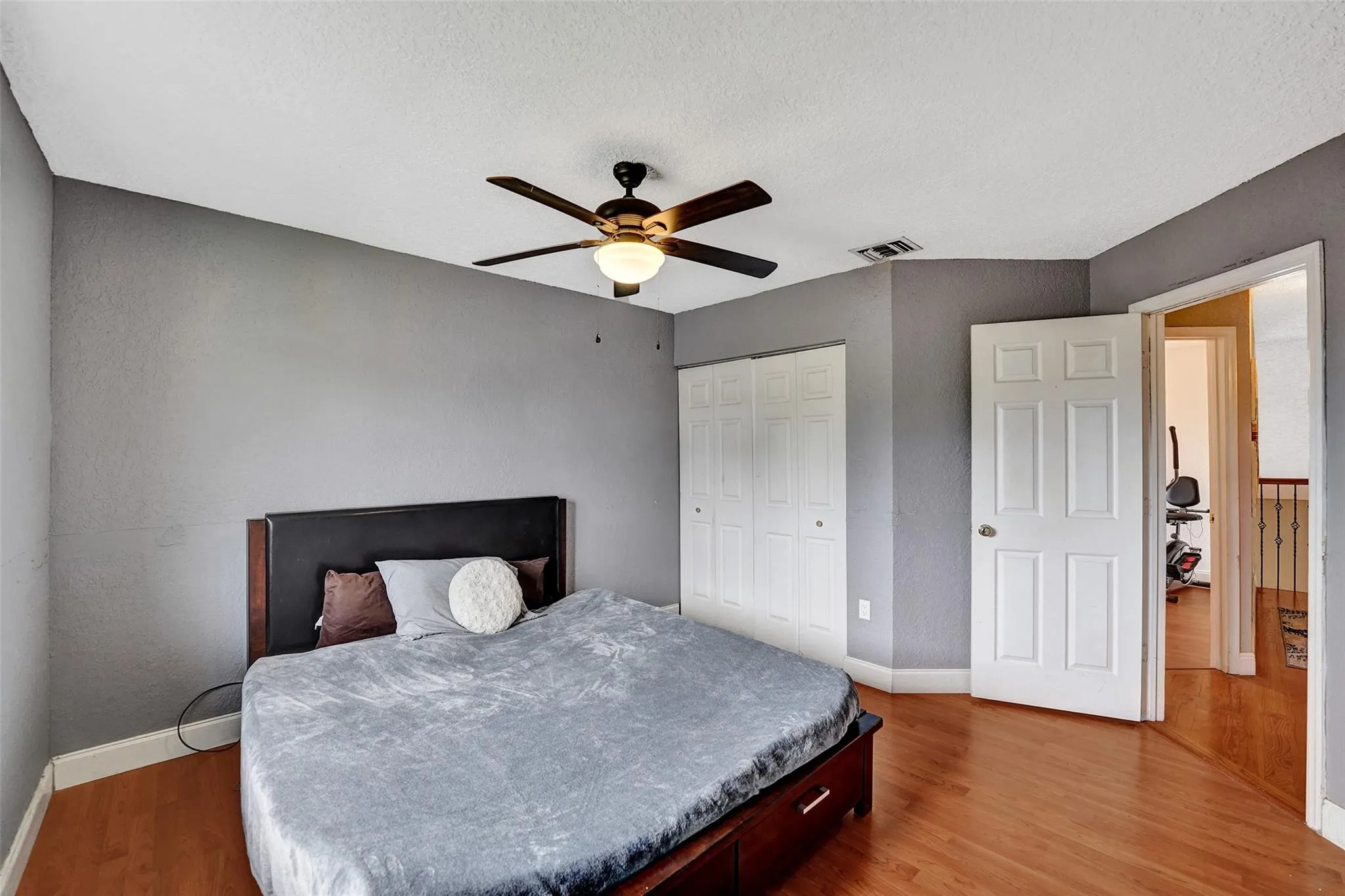 14580 Fairfax Pl