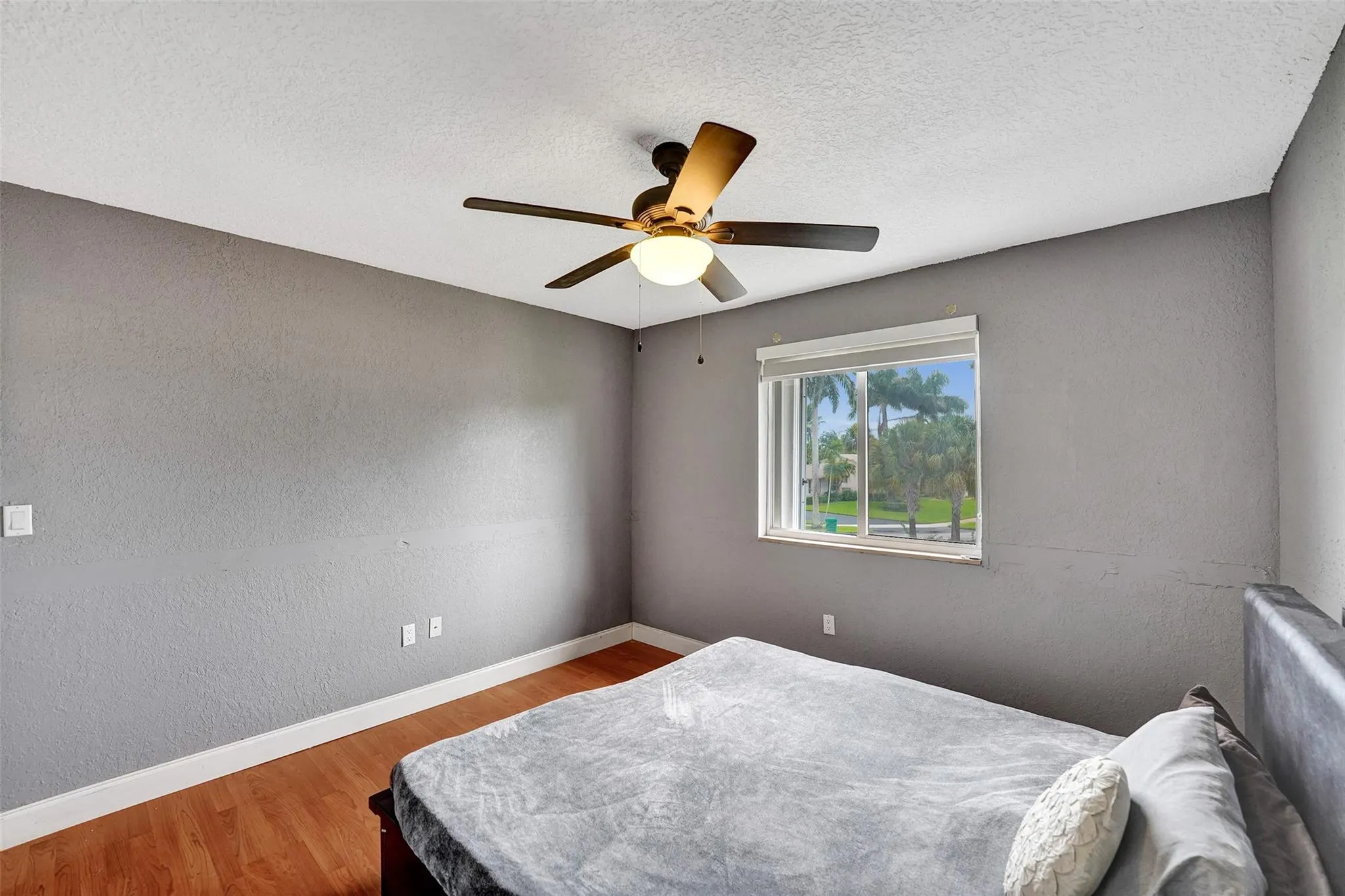 14580 Fairfax Pl