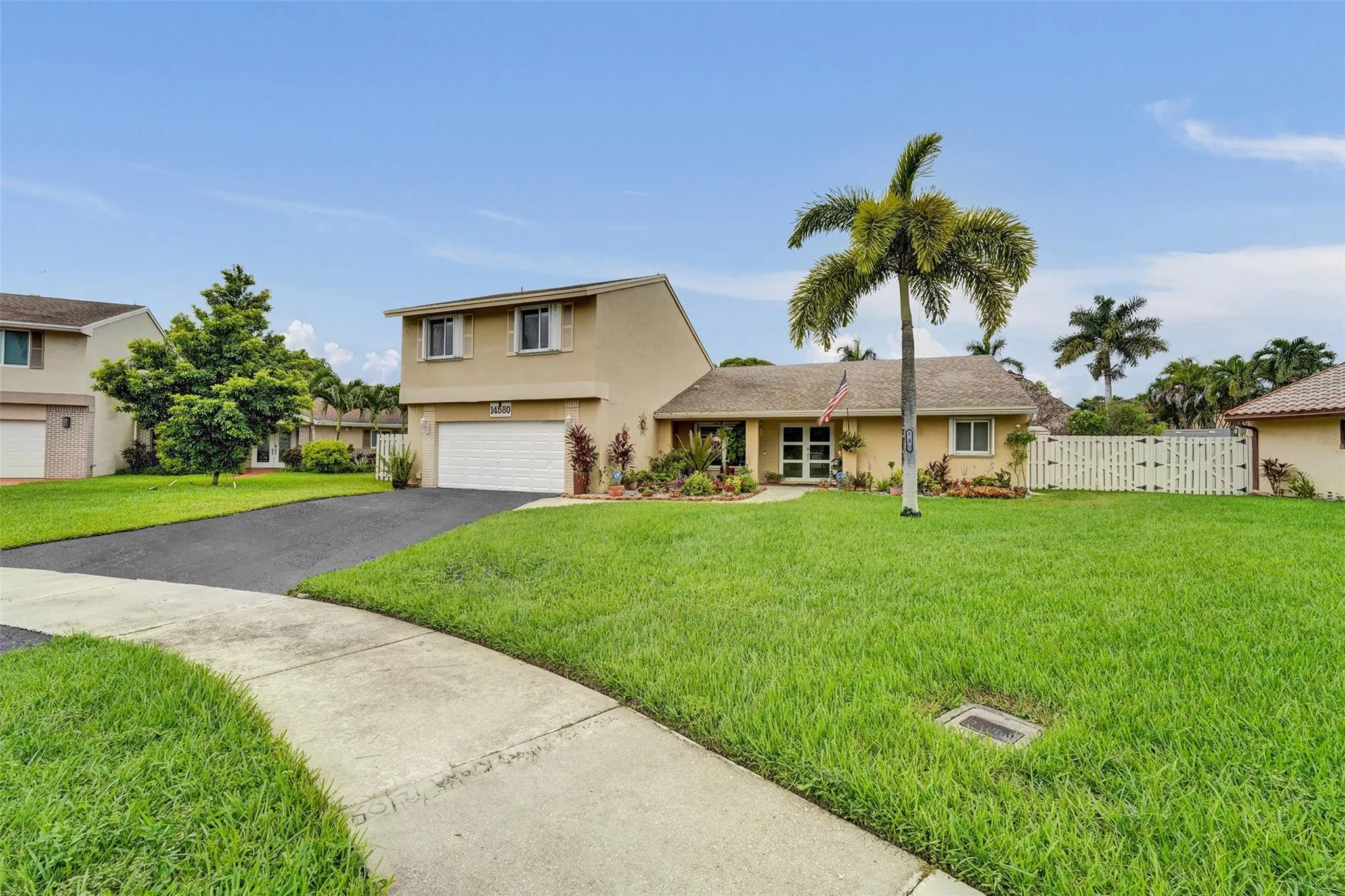 14580 Fairfax Pl