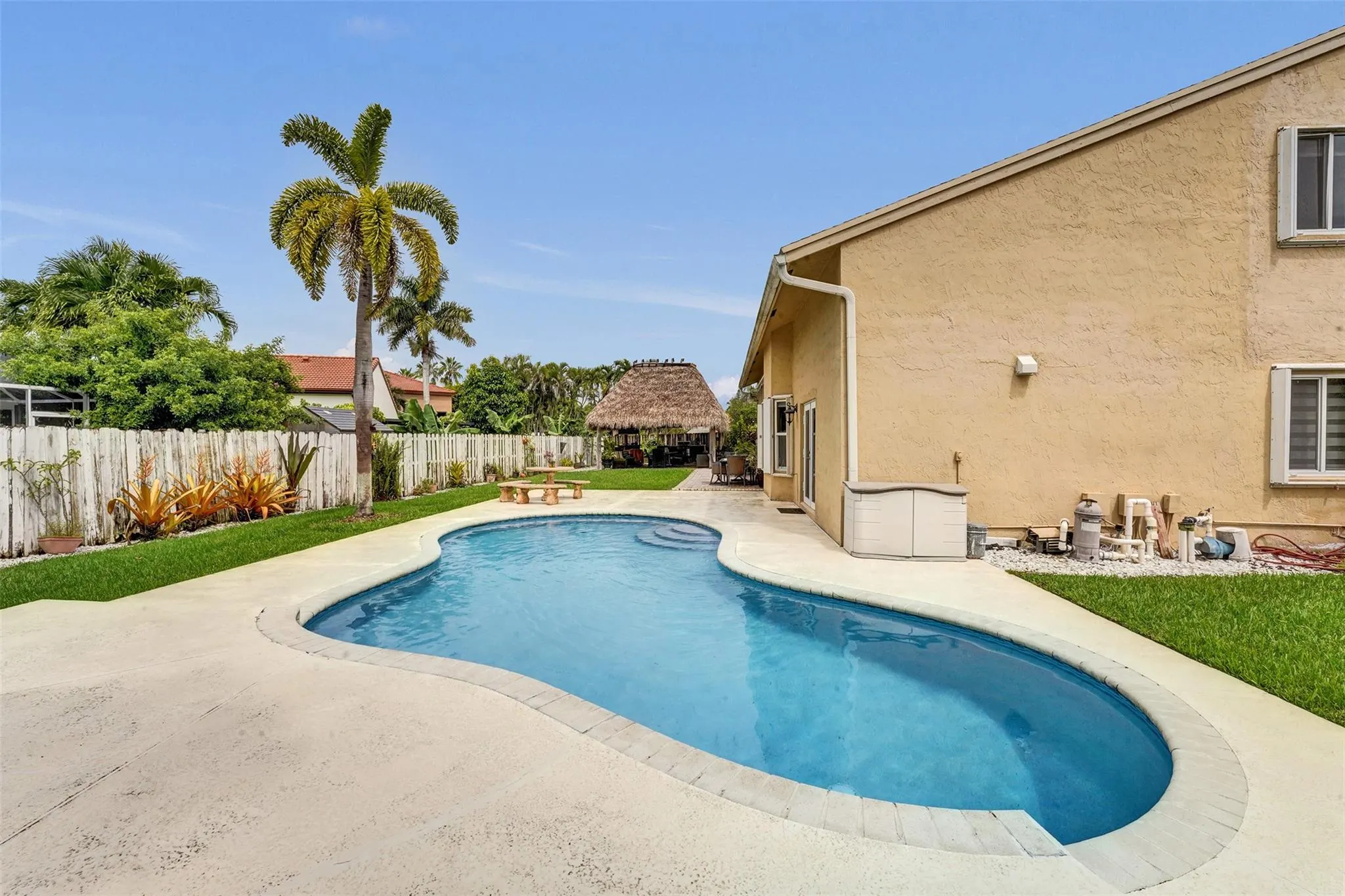 14580 Fairfax Pl