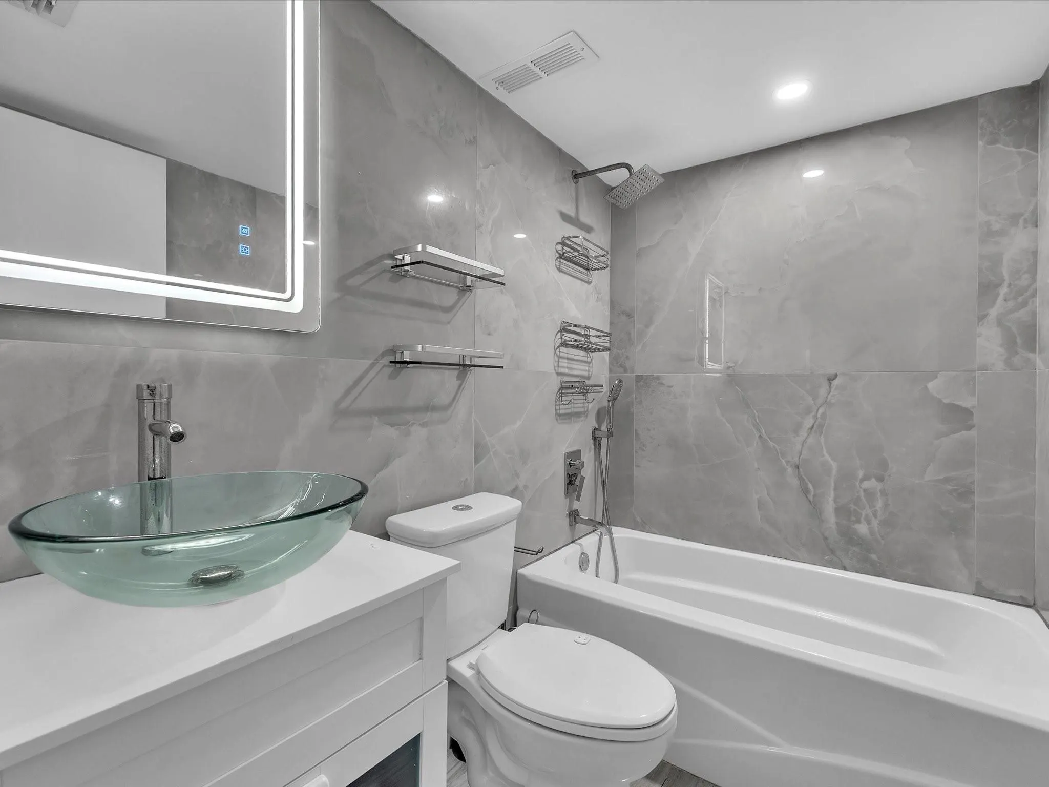 9022 W Atlantic Blvd, #213