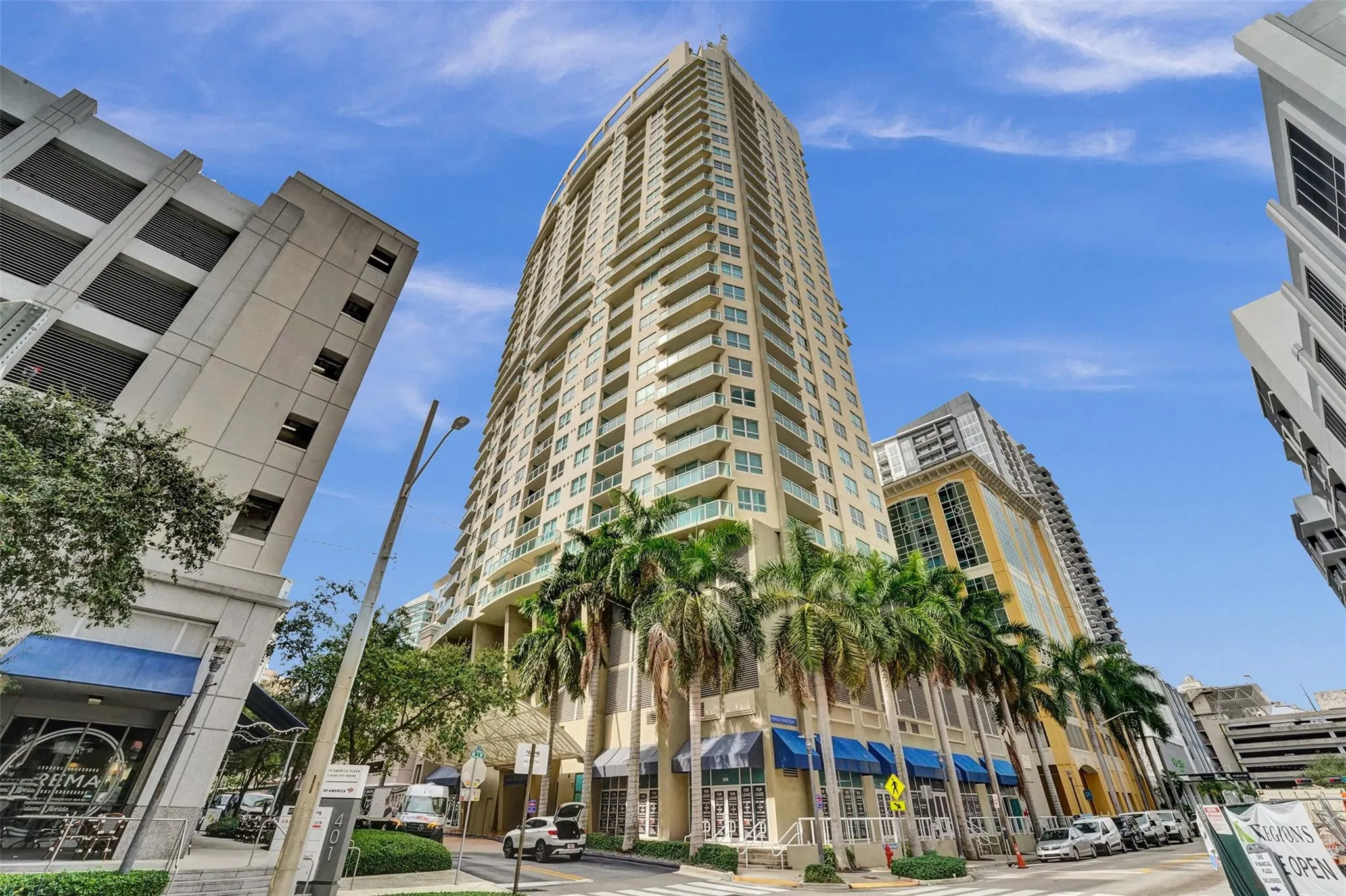 350 SE 2nd St, #740