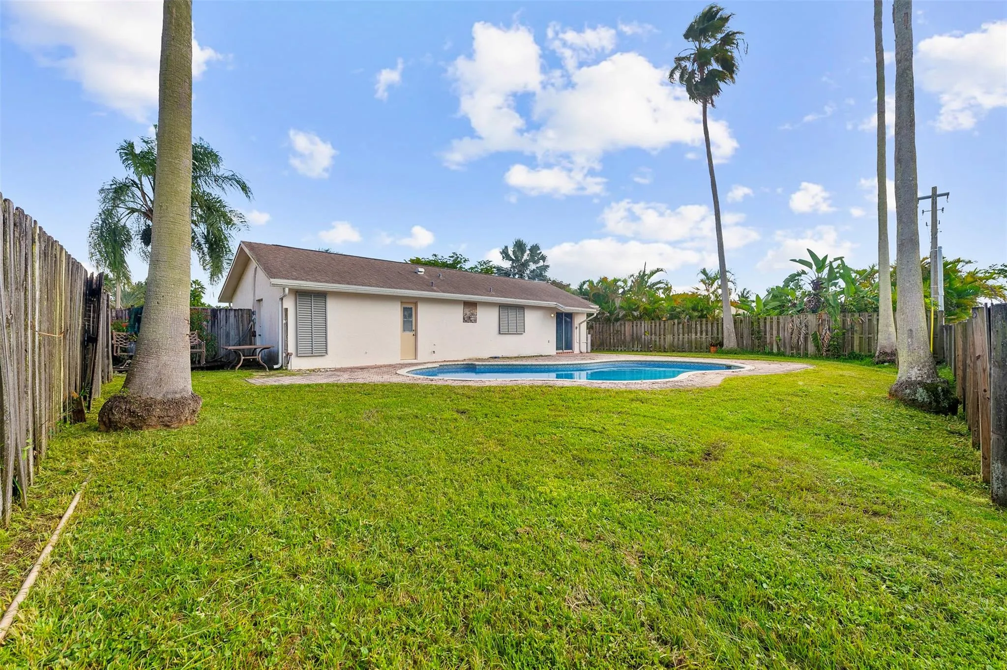 2803 NW 108th Ter