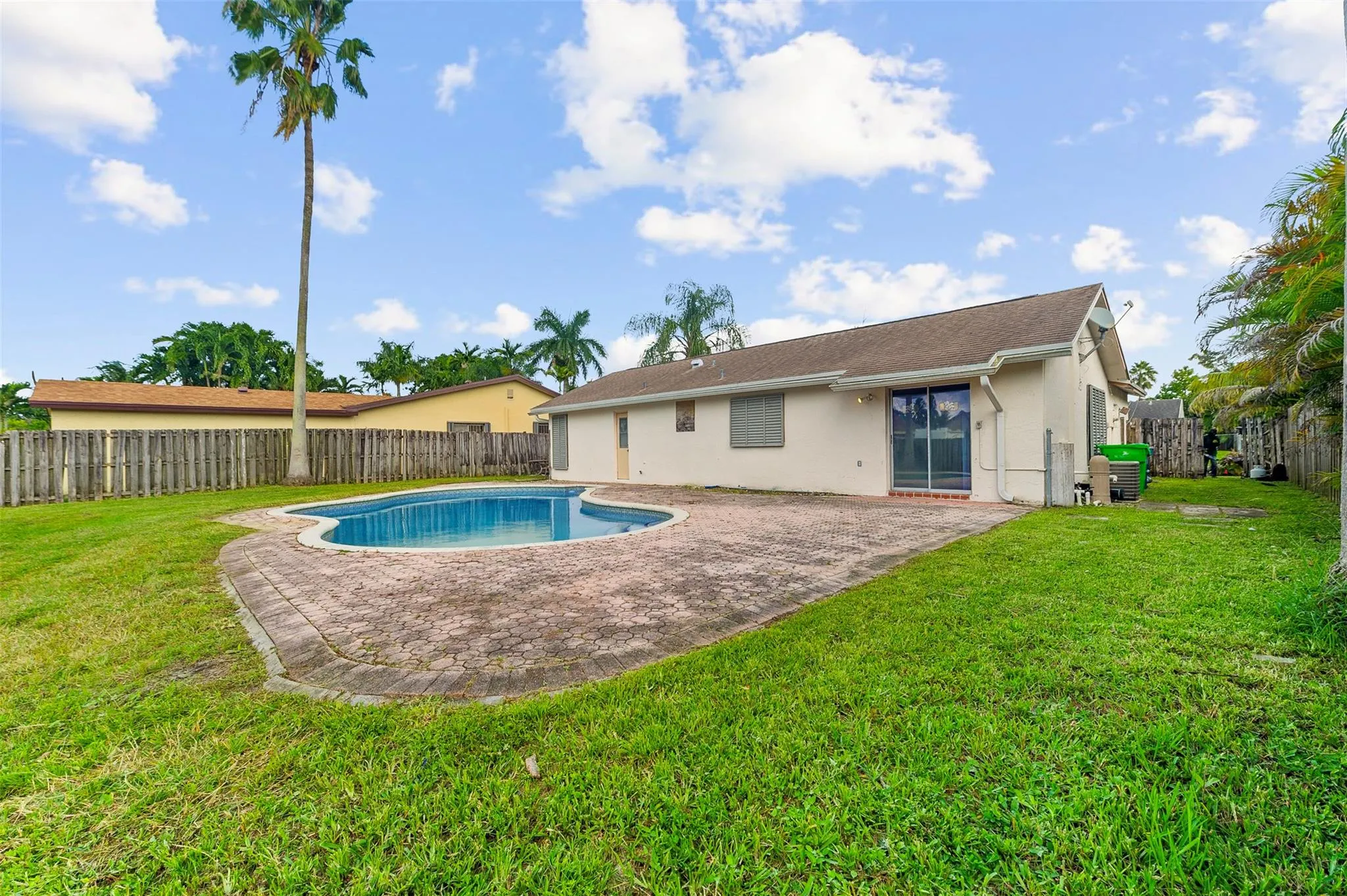 2803 NW 108th Ter