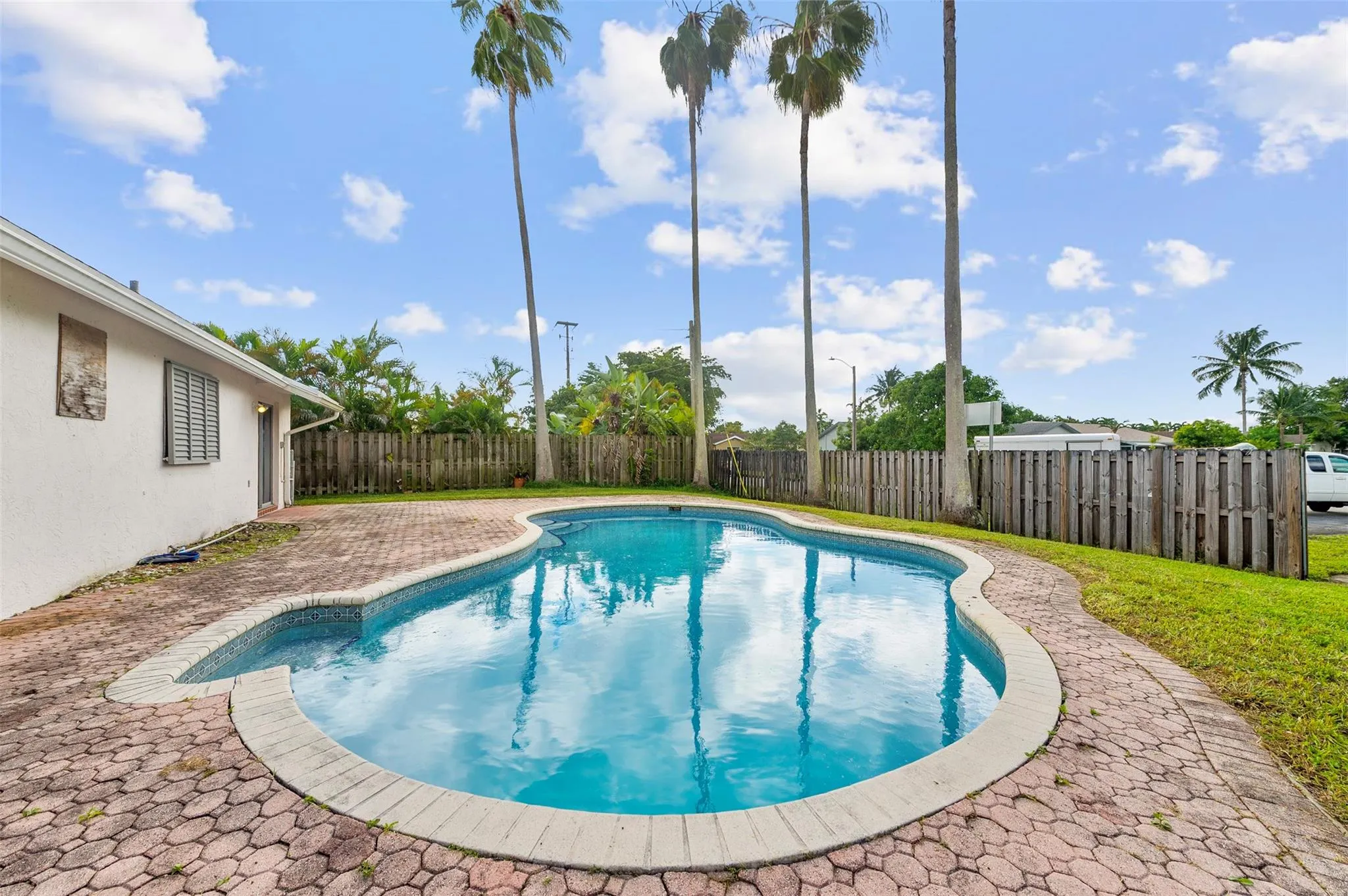2803 NW 108th Ter