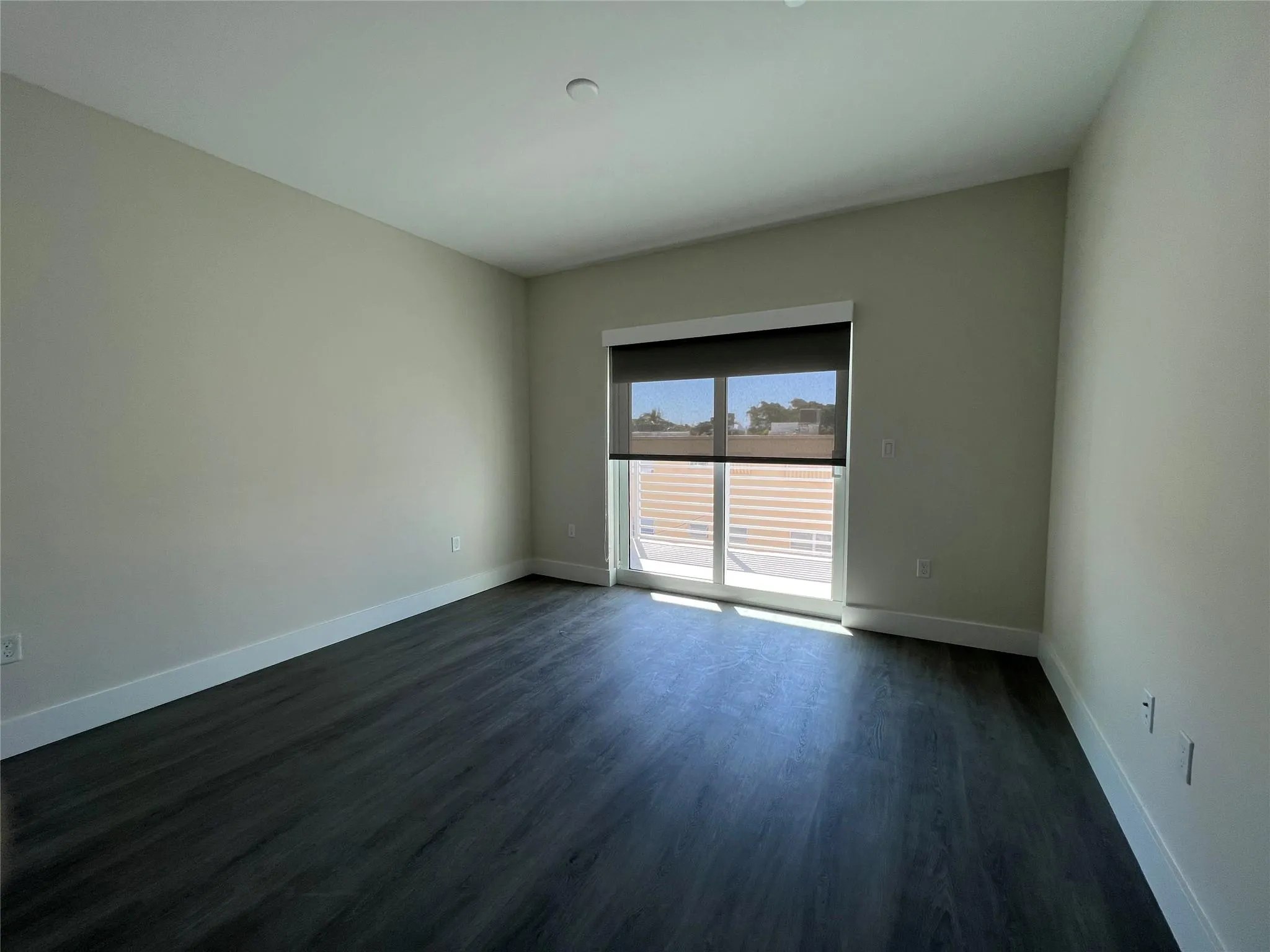 1938 Jackson St, #305