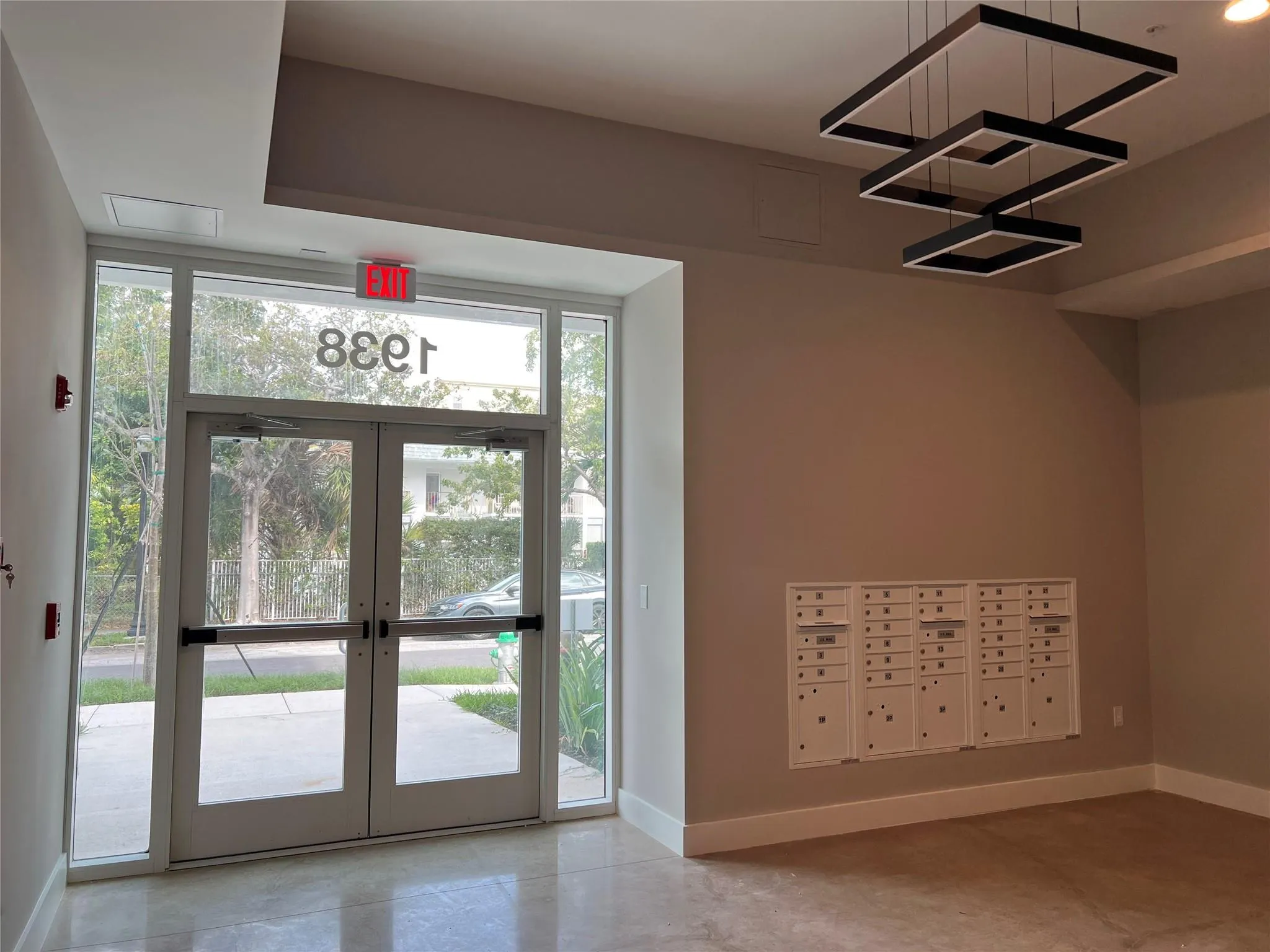 1938 Jackson St, #305