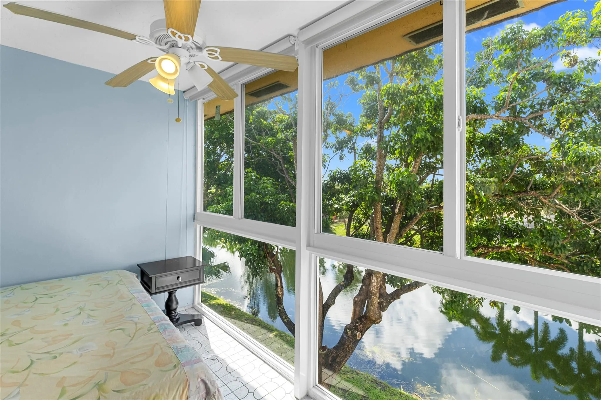 9370 SUNRISE LAKES, #306