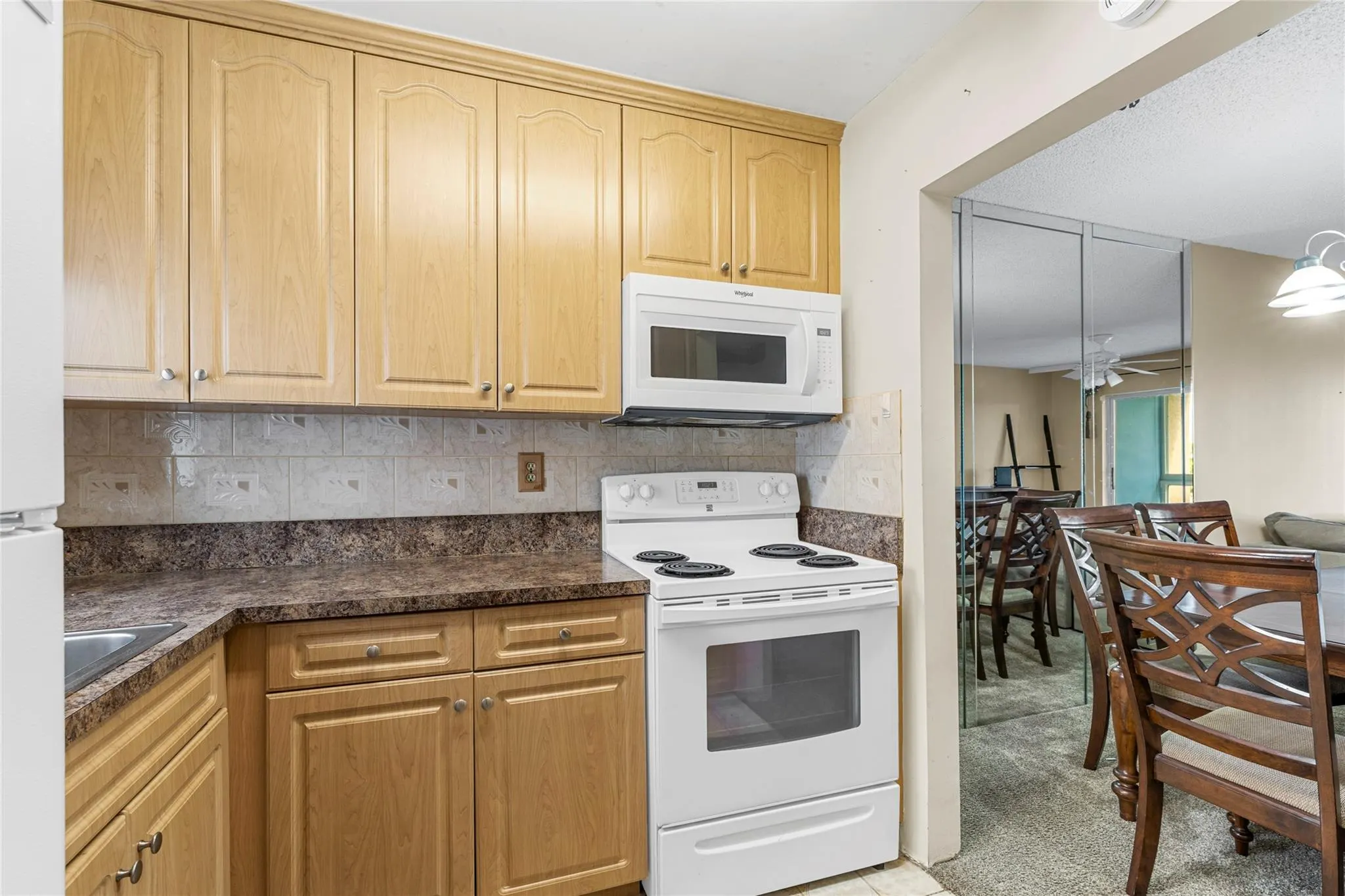 9370 SUNRISE LAKES, #306