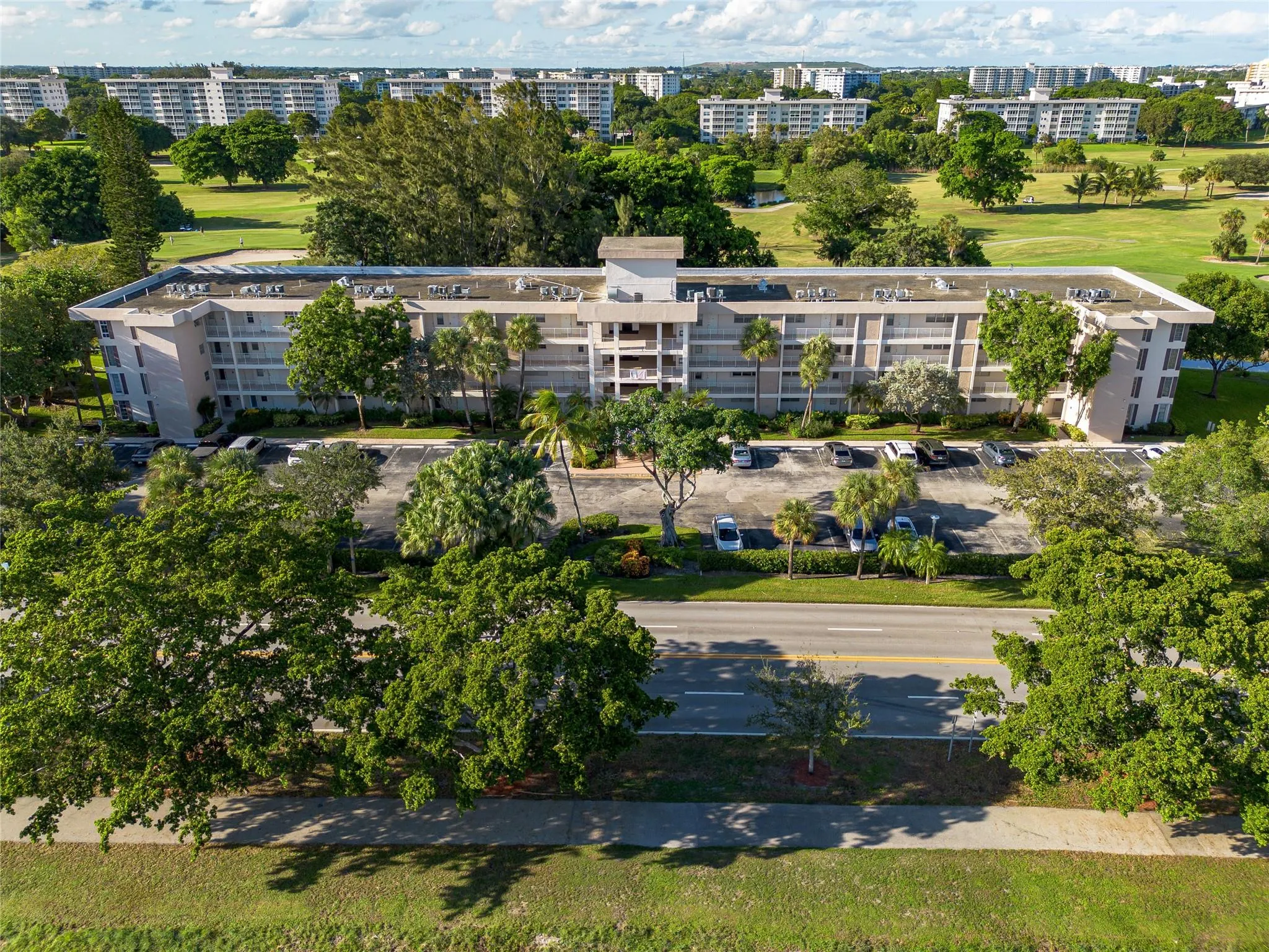 3051 S Palm Aire Dr, #109