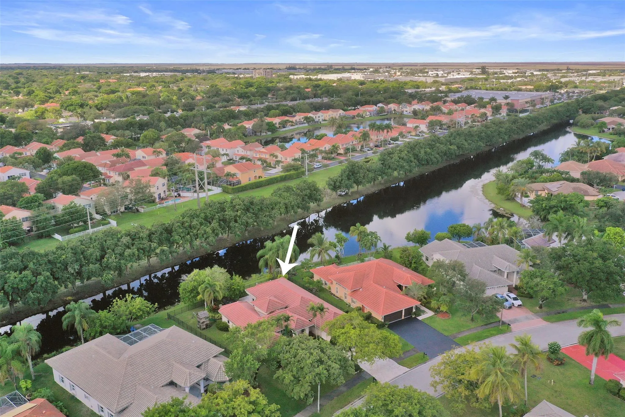 4869 Kensington Cir