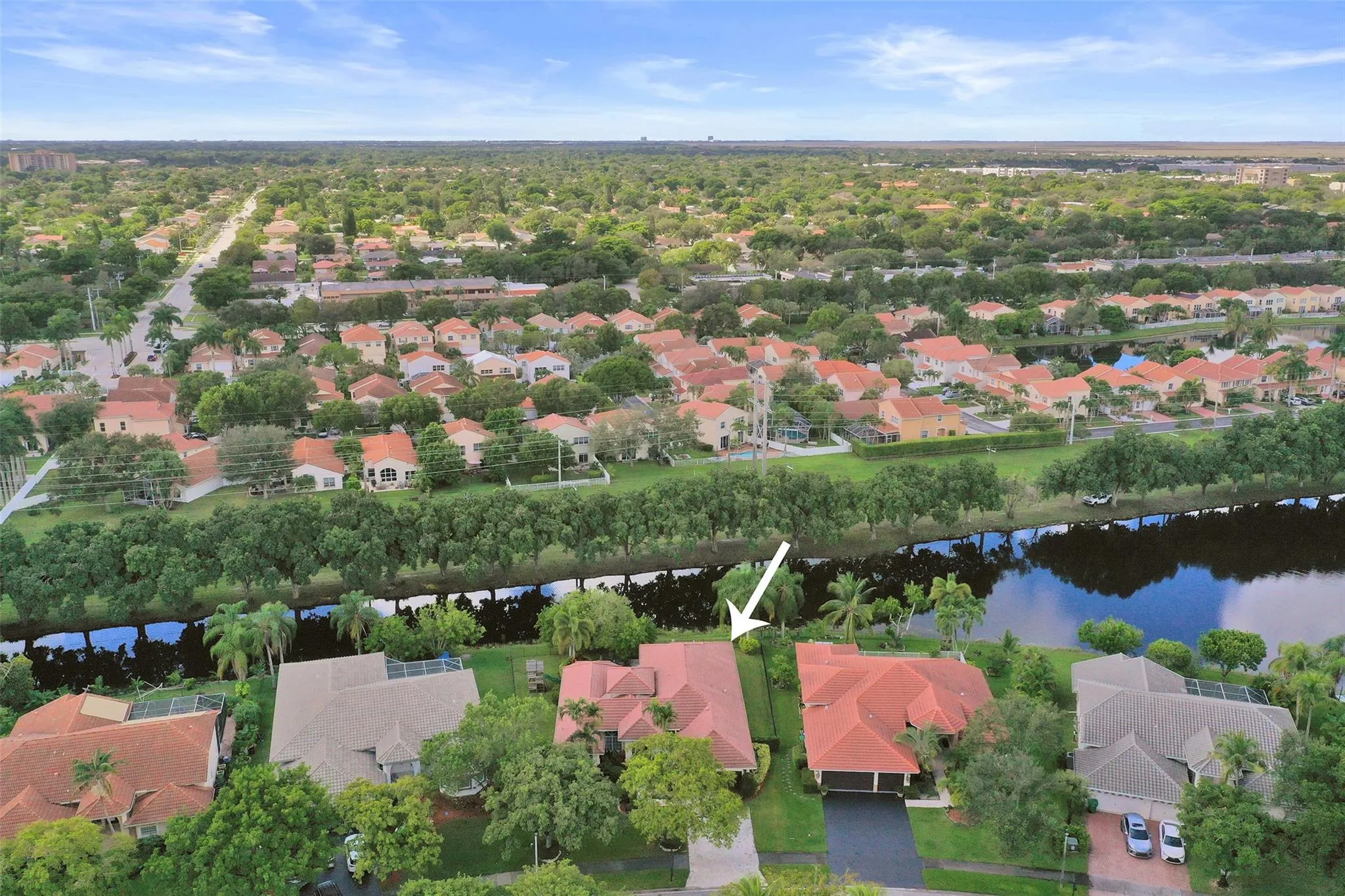 4869 Kensington Cir