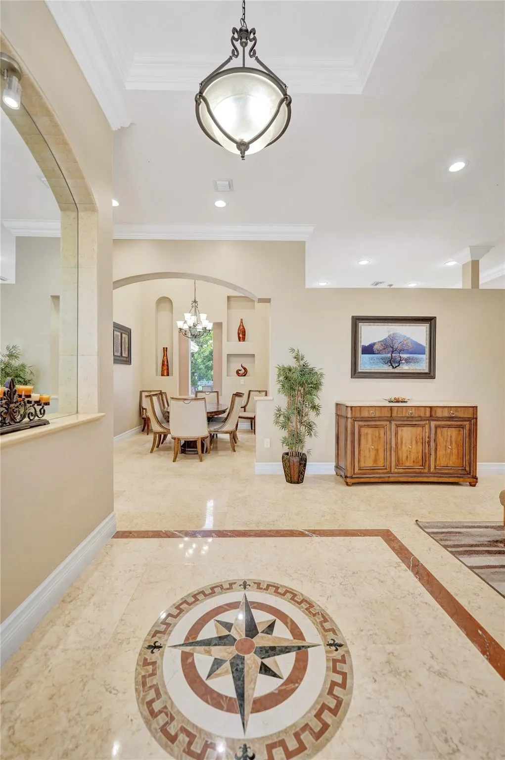 4869 Kensington Cir