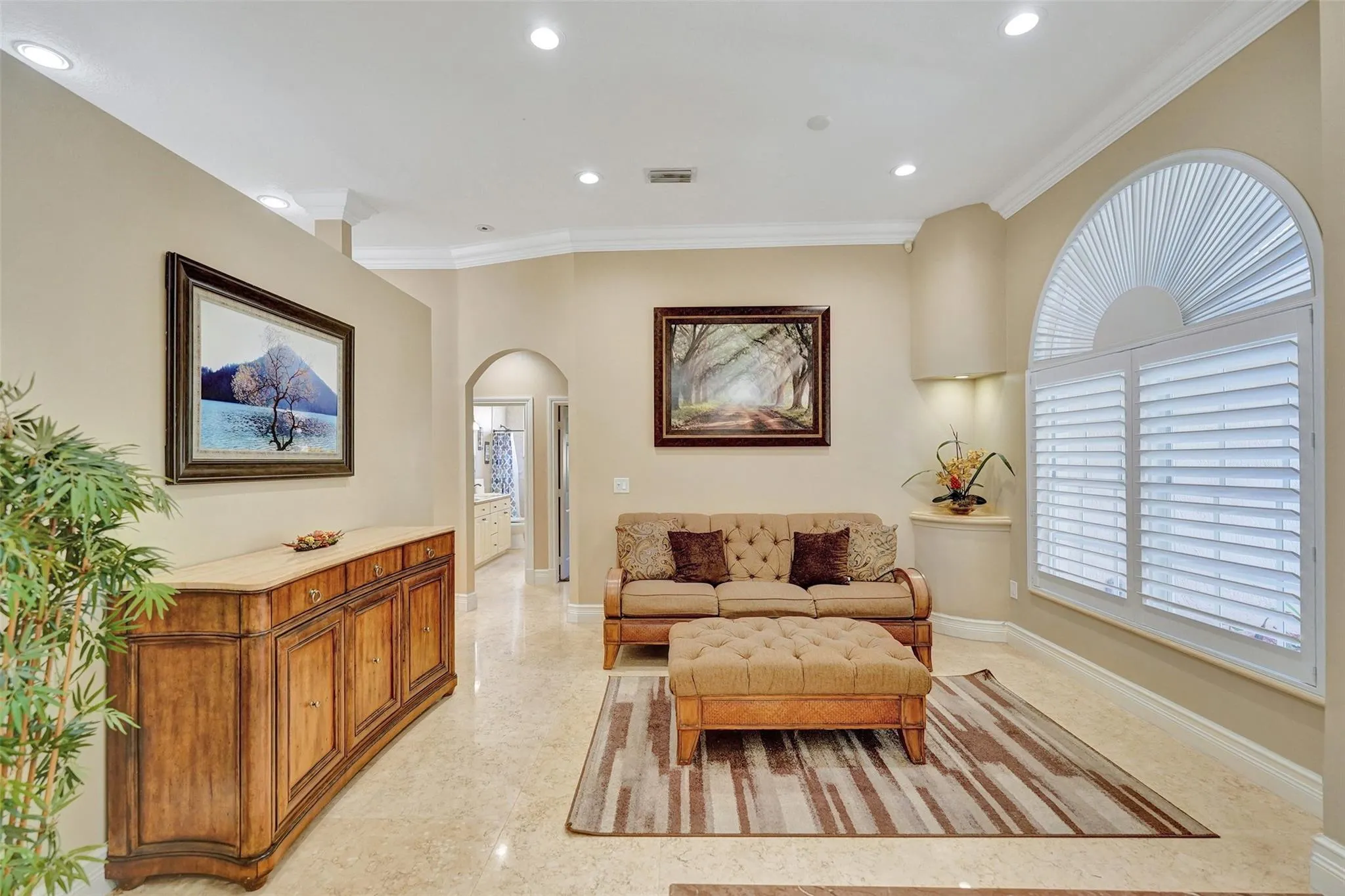 4869 Kensington Cir