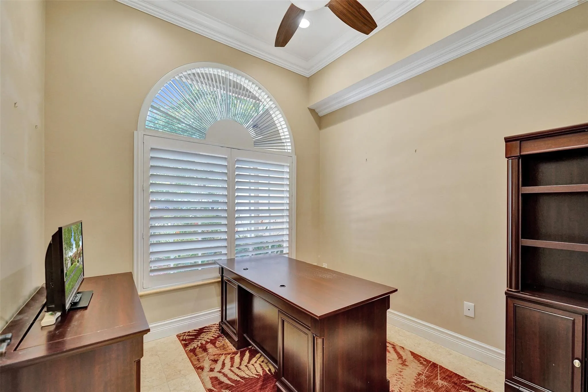 4869 Kensington Cir