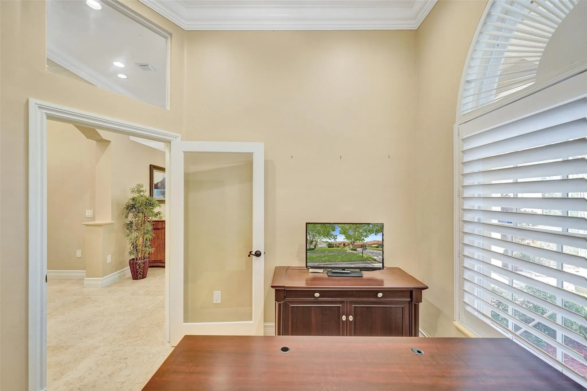 4869 Kensington Cir