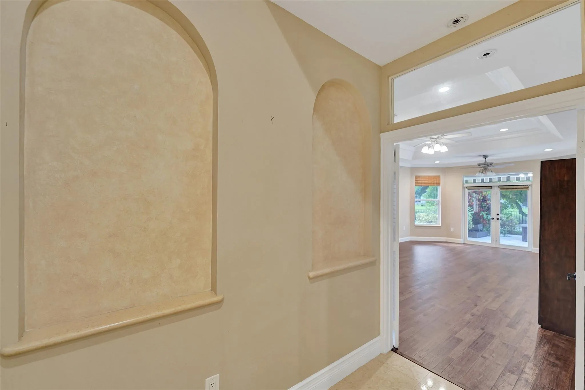 4869 Kensington Cir