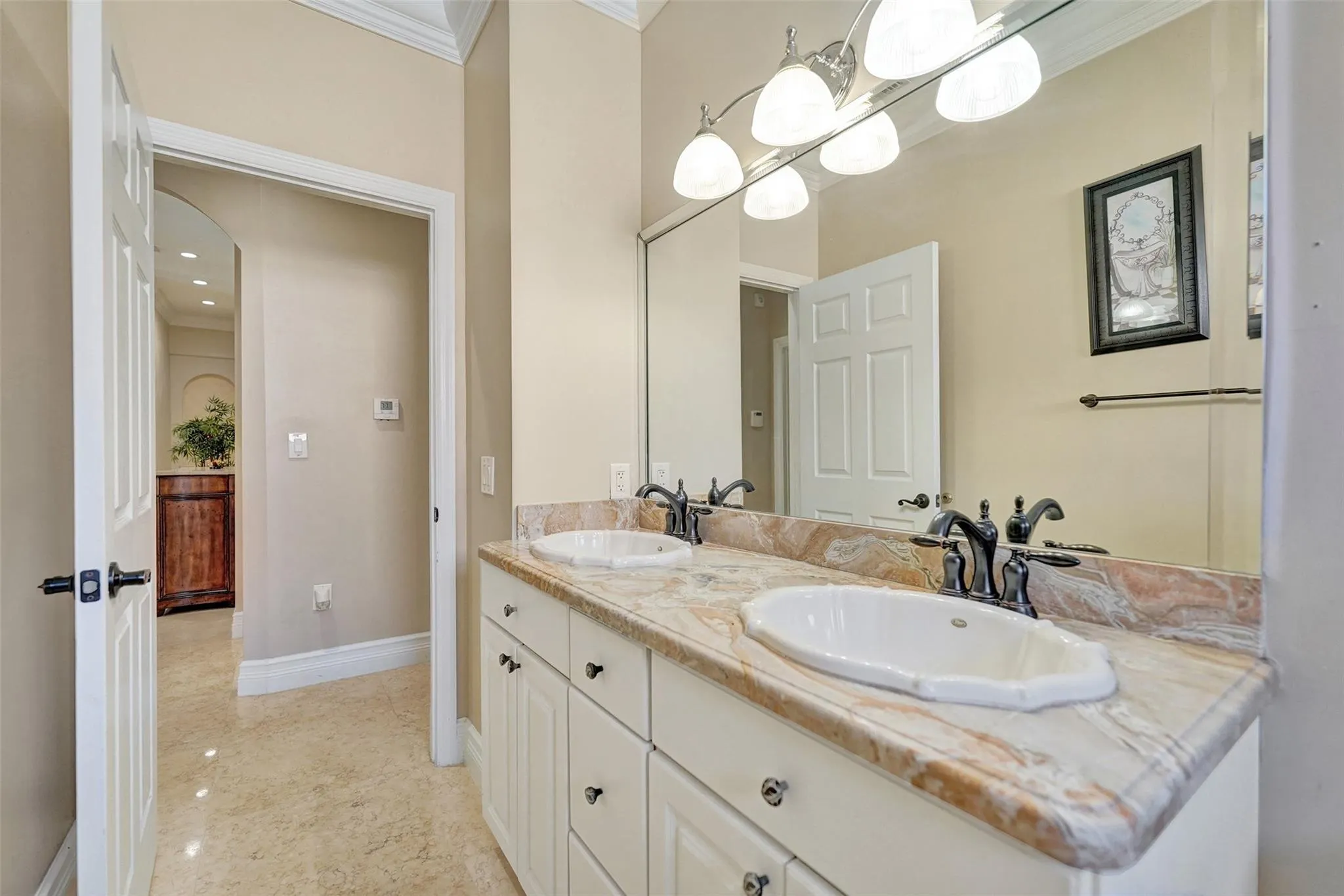 4869 Kensington Cir