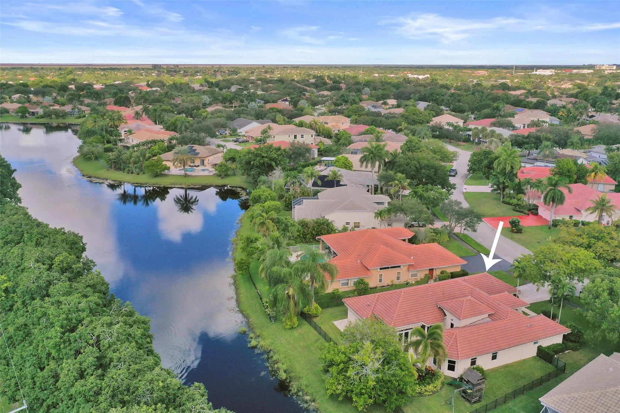 4869 Kensington Cir