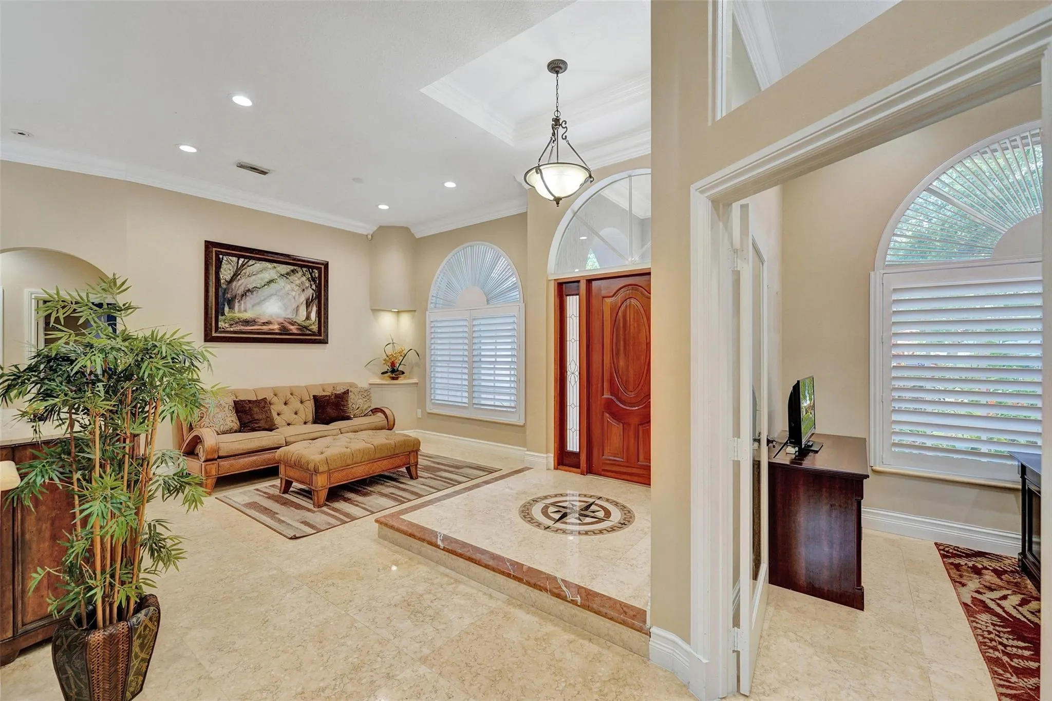 4869 Kensington Cir