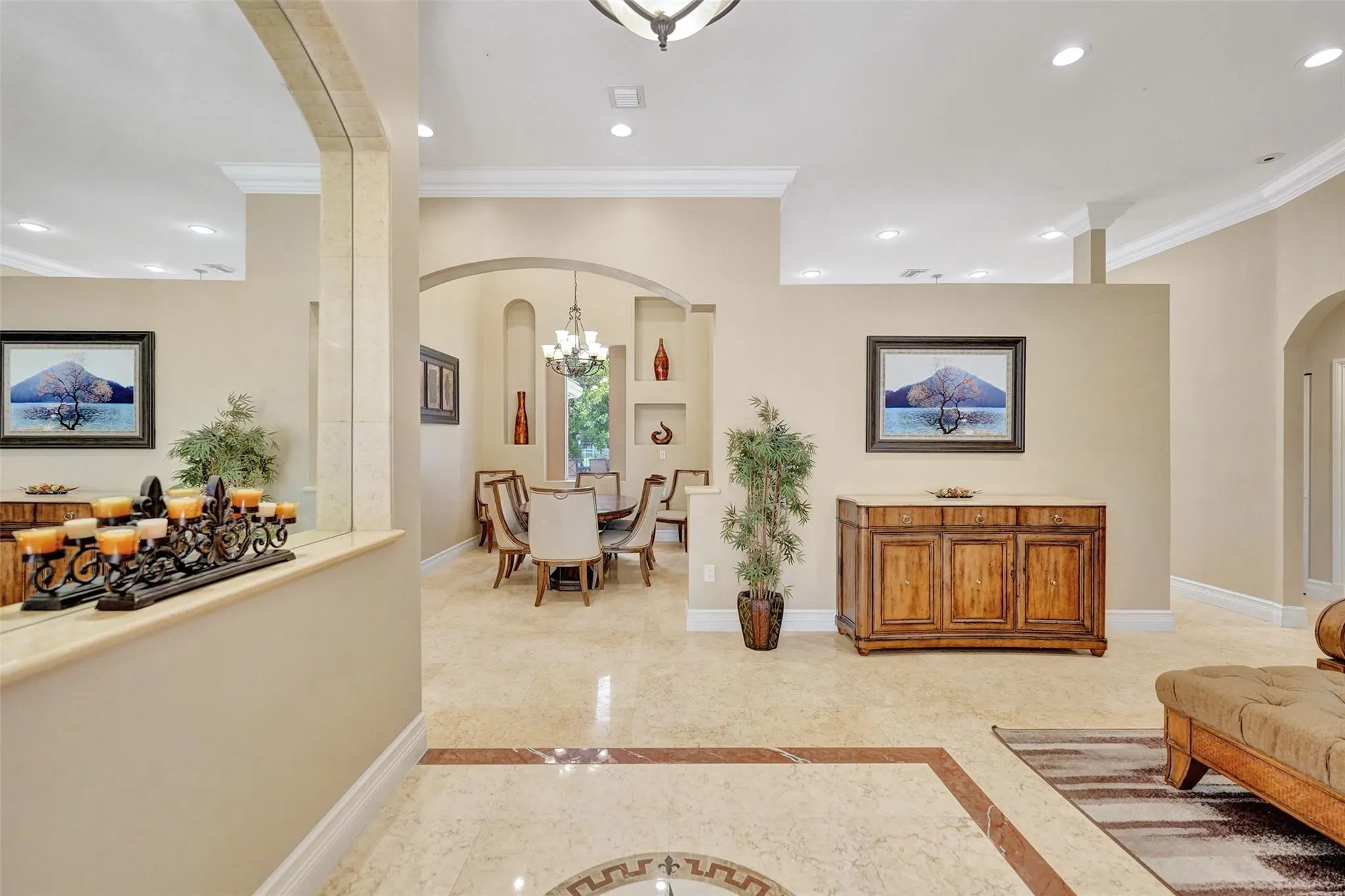 4869 Kensington Cir