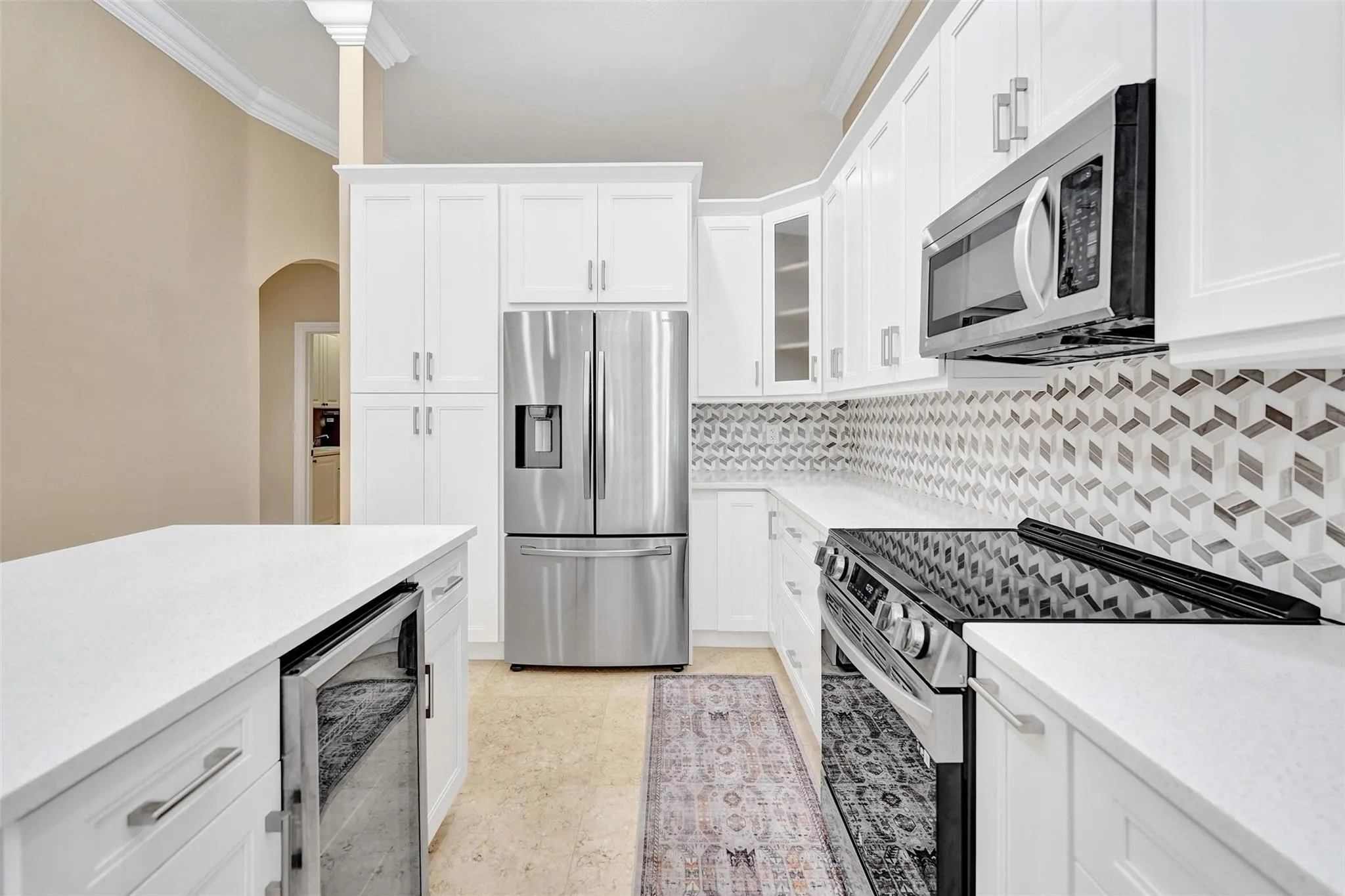 4869 Kensington Cir