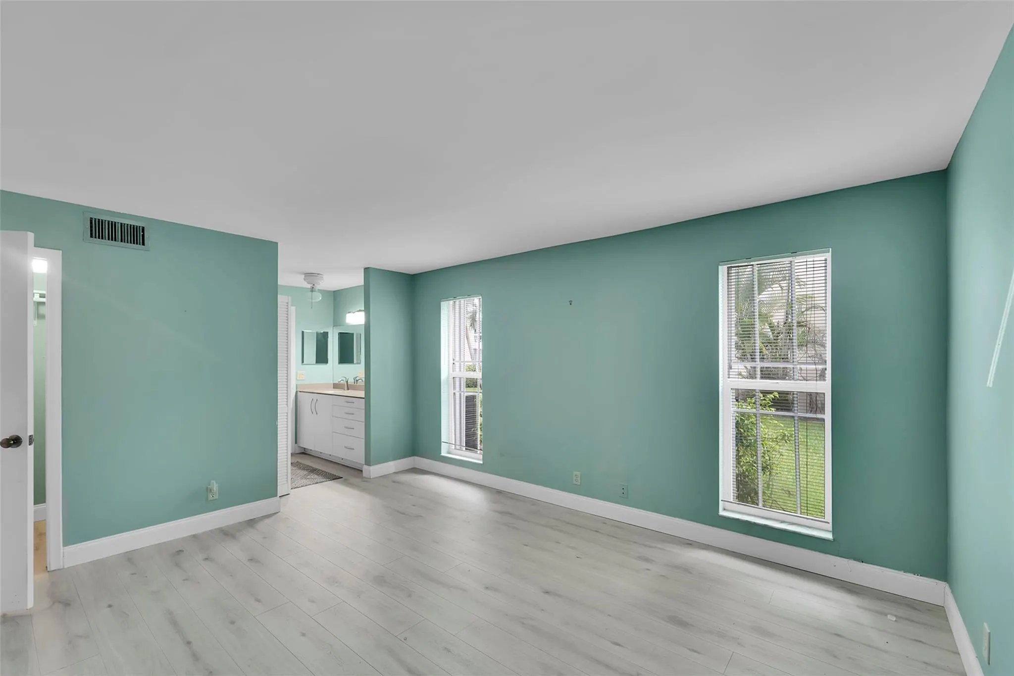 1521 NW 19th Ter, #101