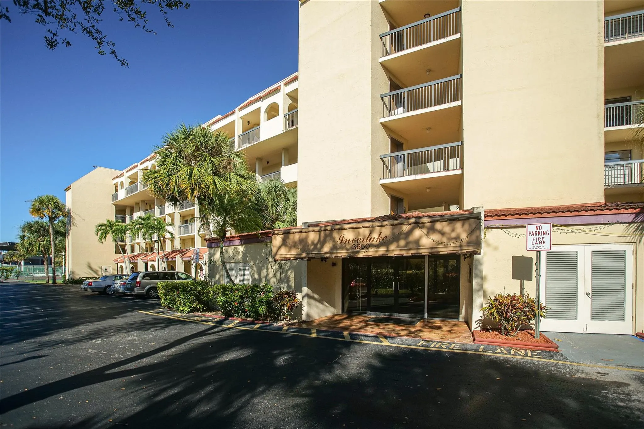 3650 Environ Blvd, #401