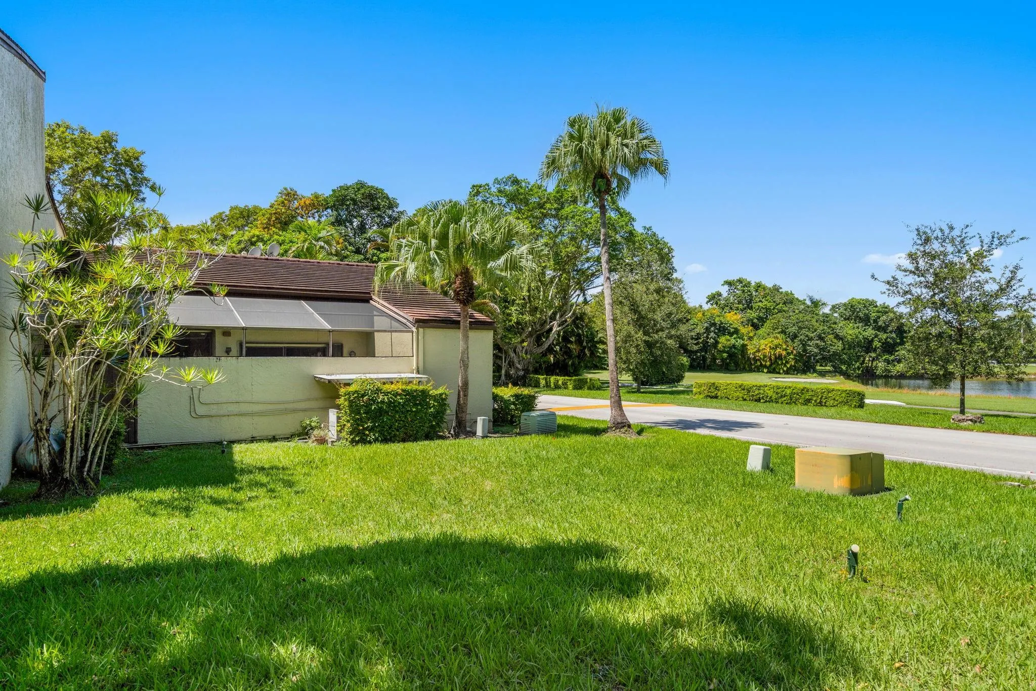 3877 Estepona Ave, #9E1