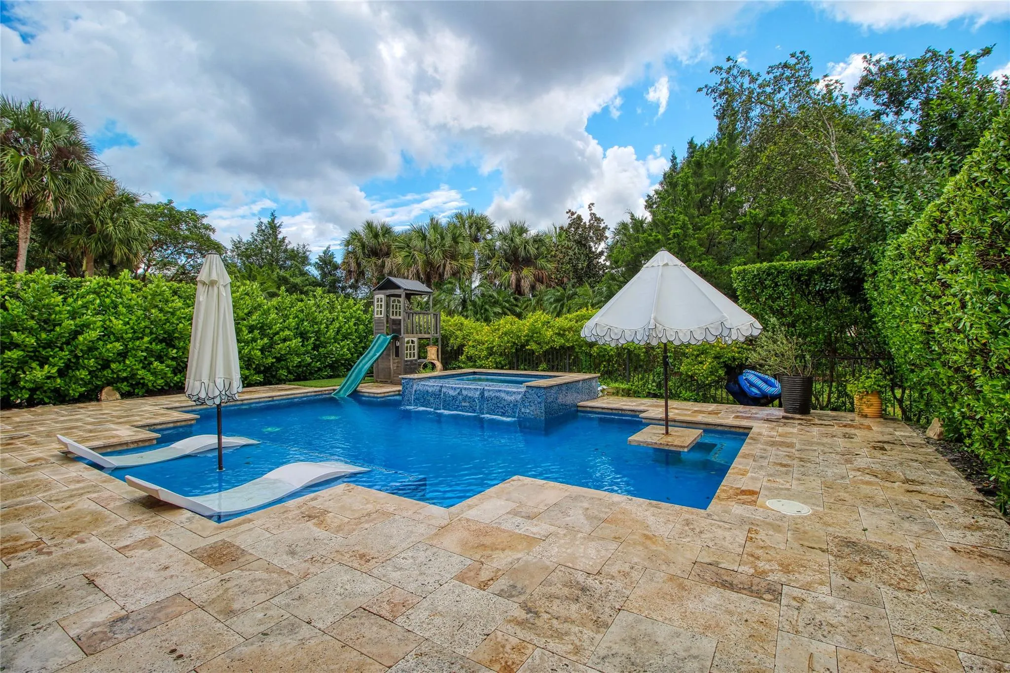 9544 Kenley Ct