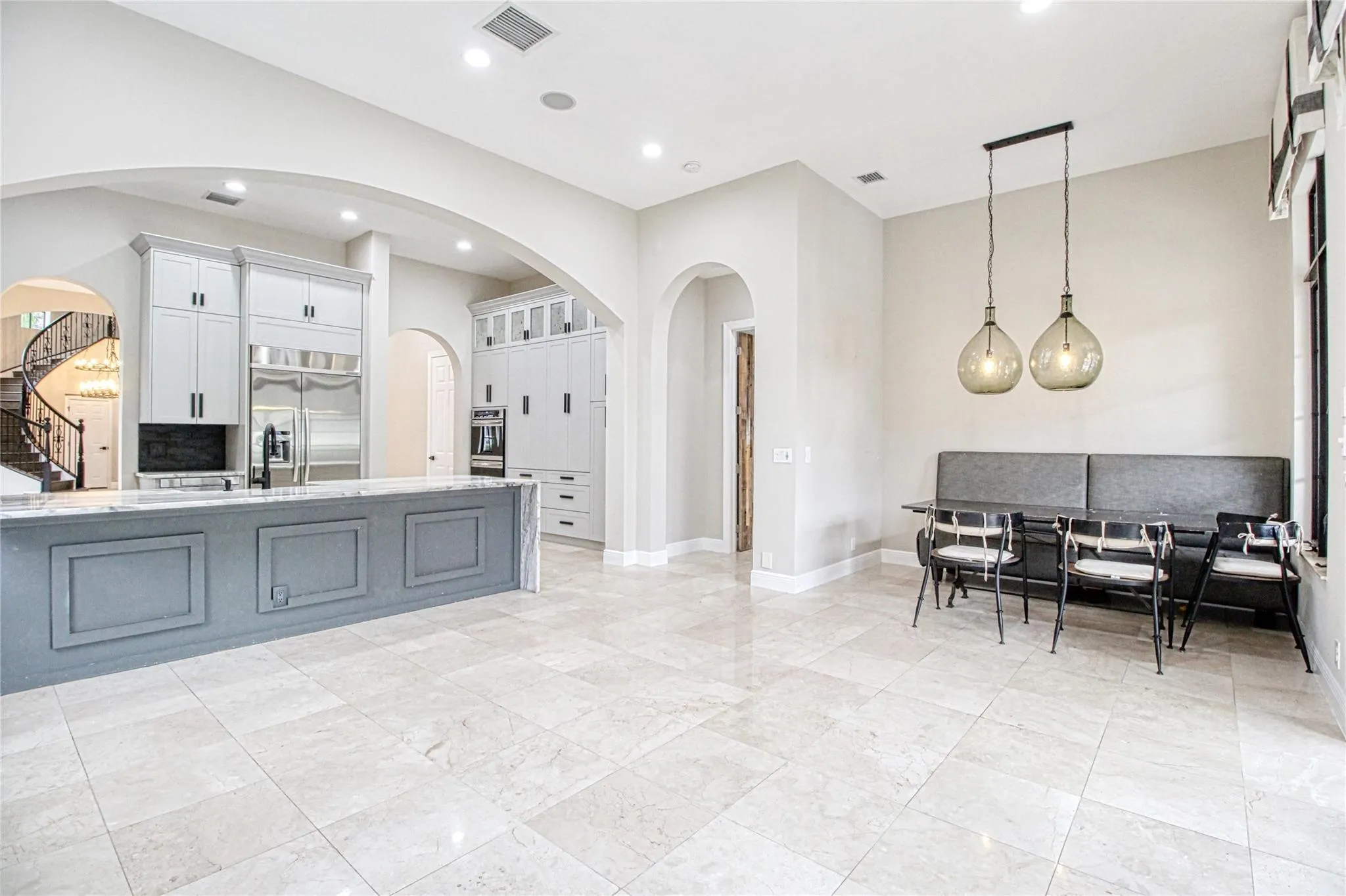 9544 Kenley Ct