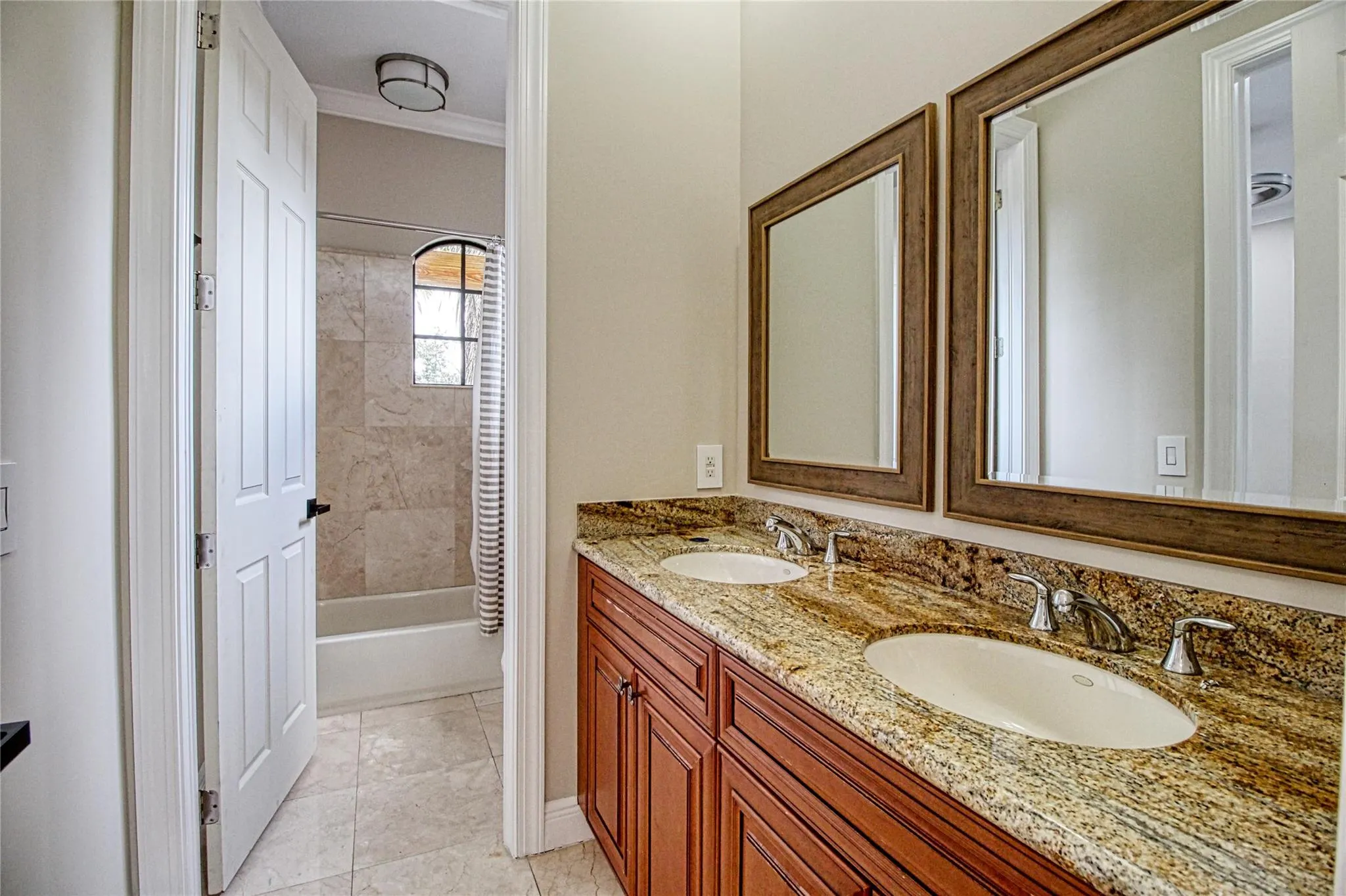 9544 Kenley Ct