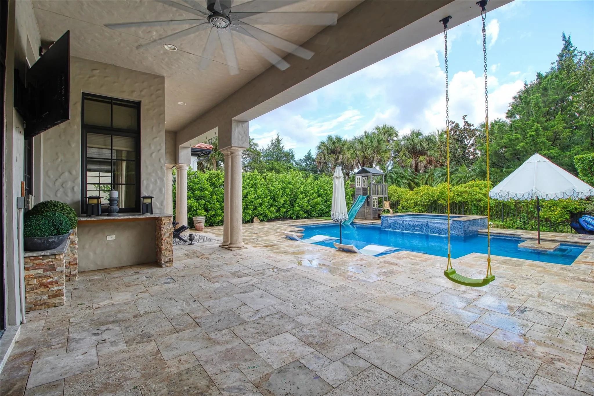 9544 Kenley Ct