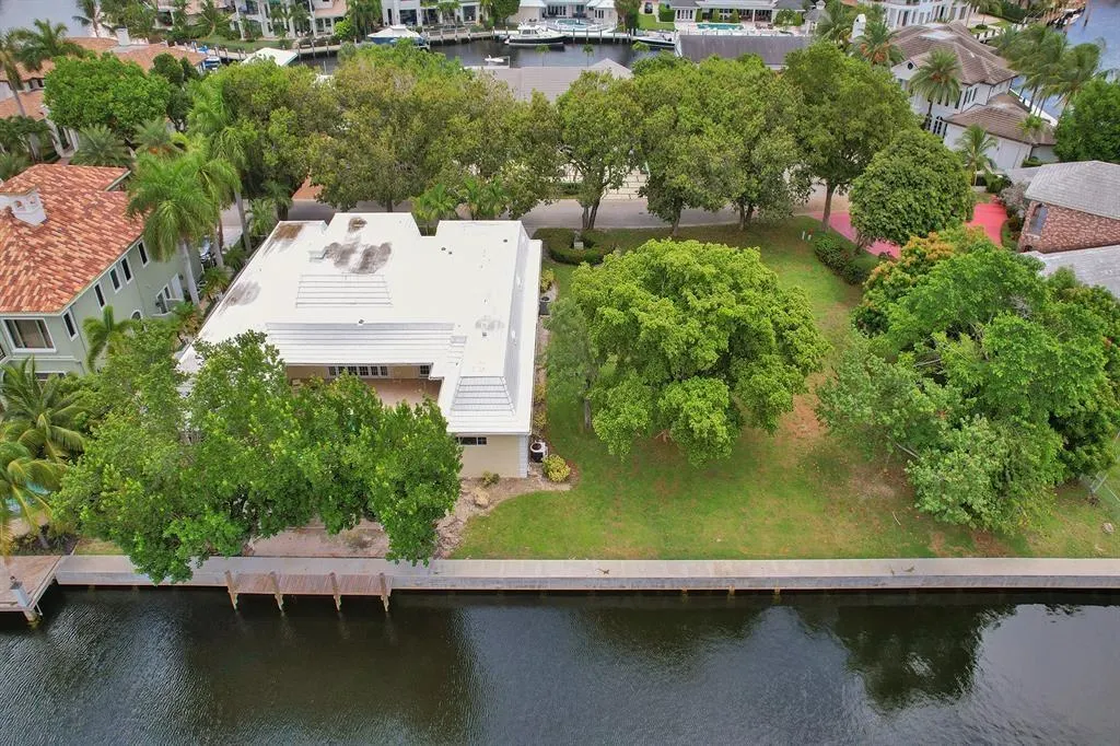 40 Compass Isle