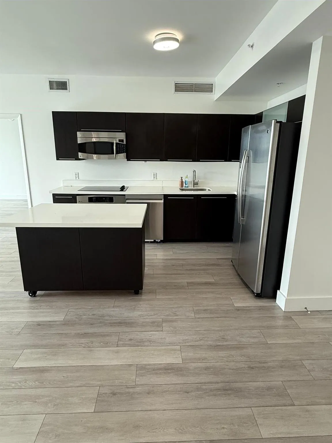 90 SW 3rd St, #3912