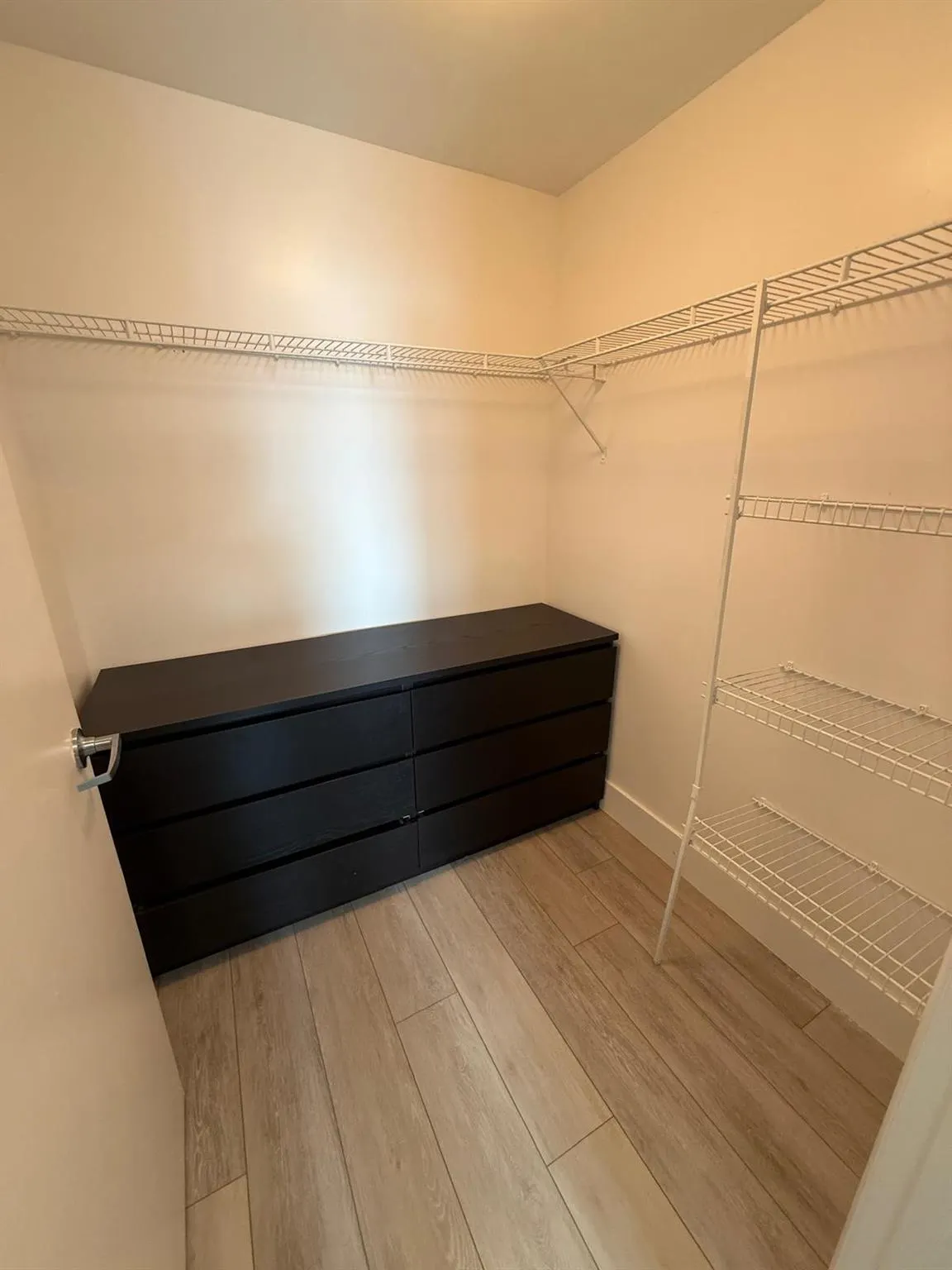 90 SW 3rd St, #3912