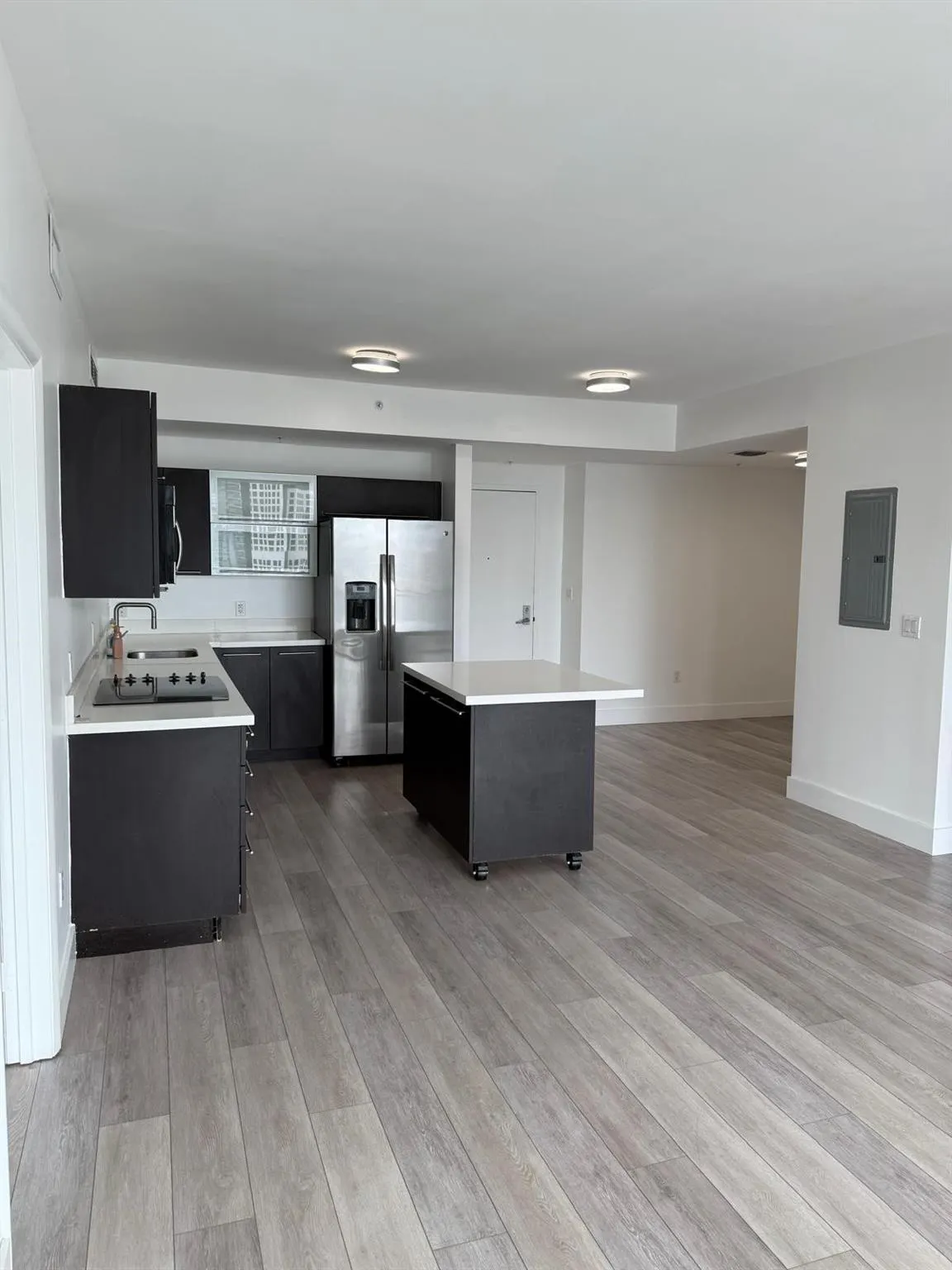 90 SW 3rd St, #3912
