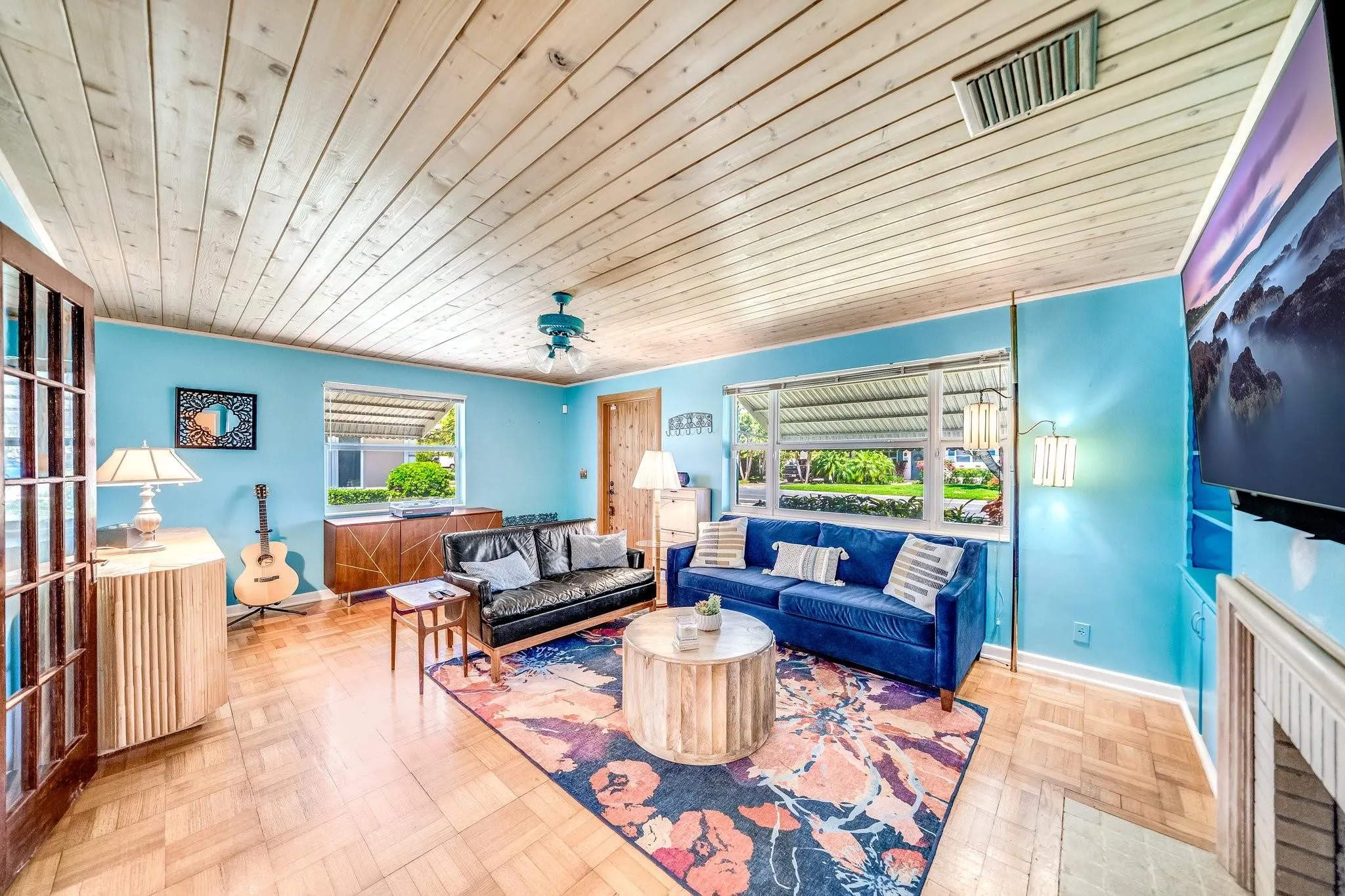 348 Alhambra Pl