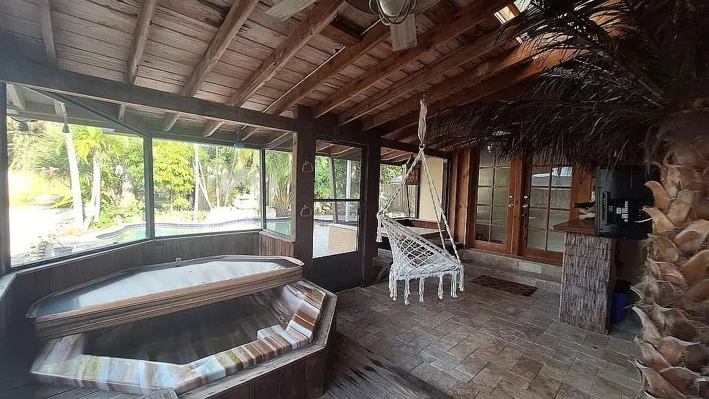 1497 SW 29th Ter