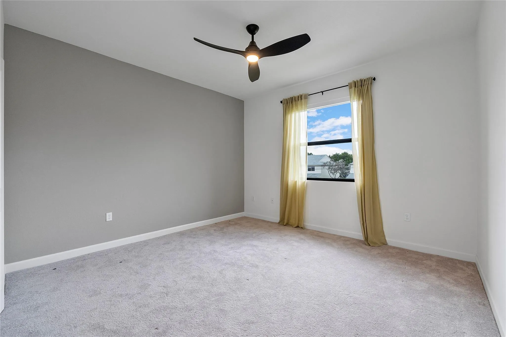 4973 Oakmont Drive